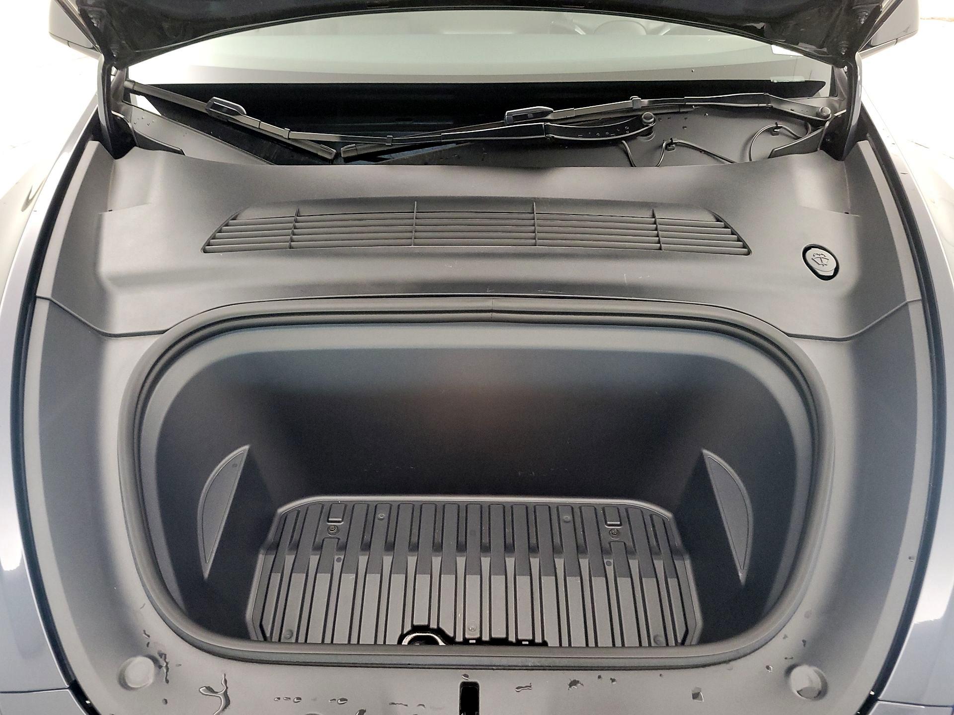 Thumbnail: 2024 Tesla Model Y - 20