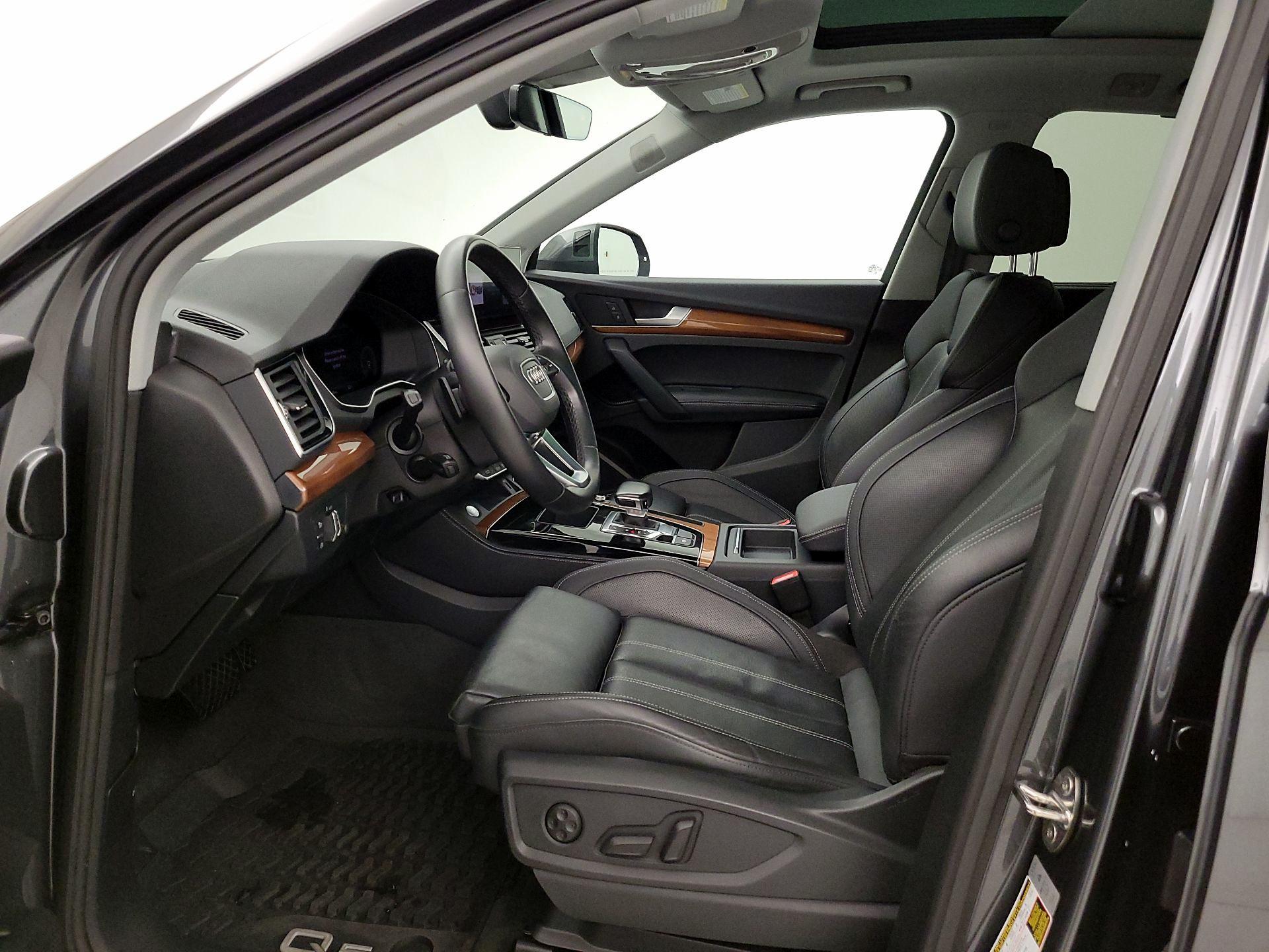 Thumbnail: 2022 Audi Q5 - 11