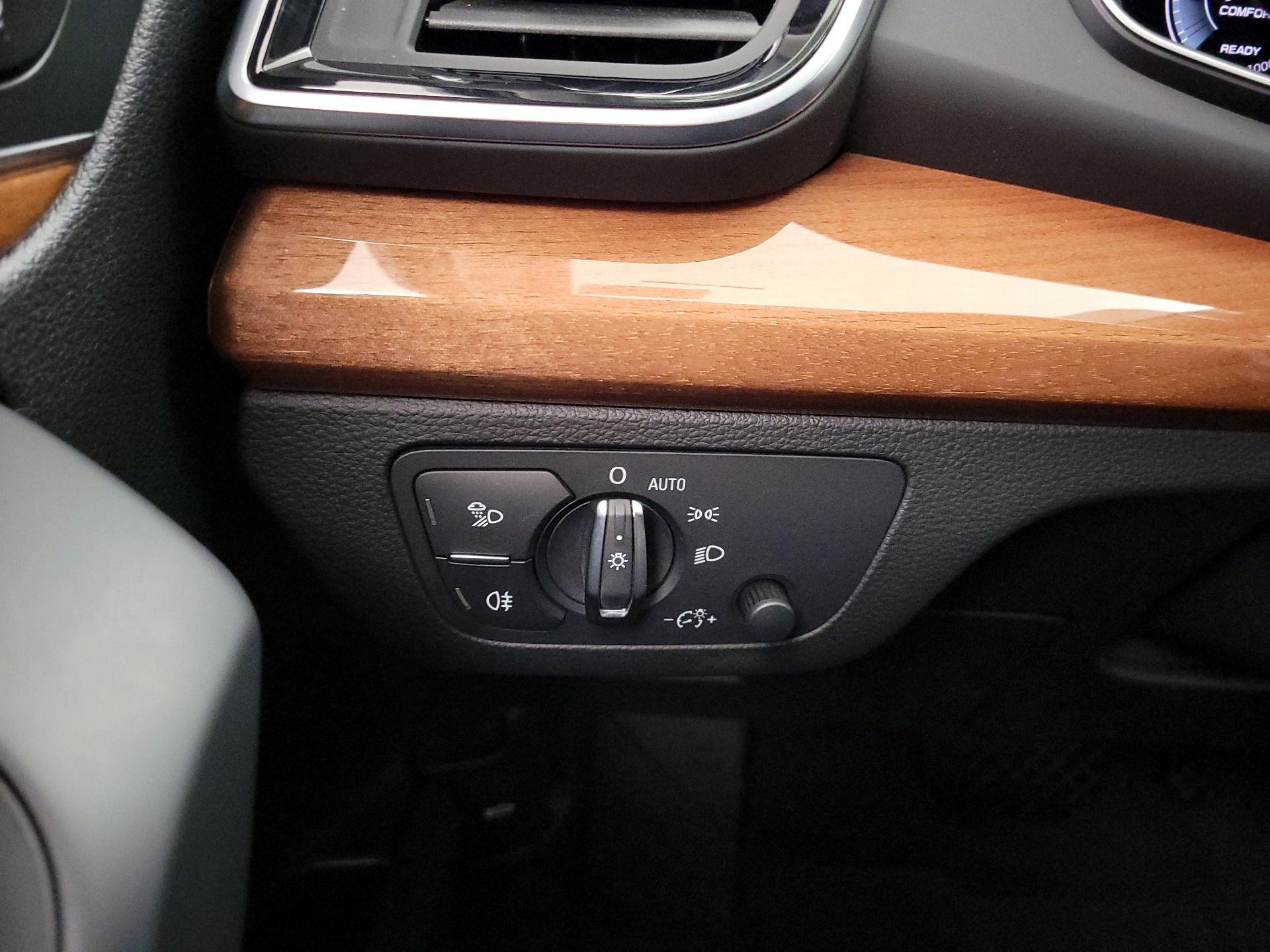 Thumbnail: 2022 Audi Q5 - 13