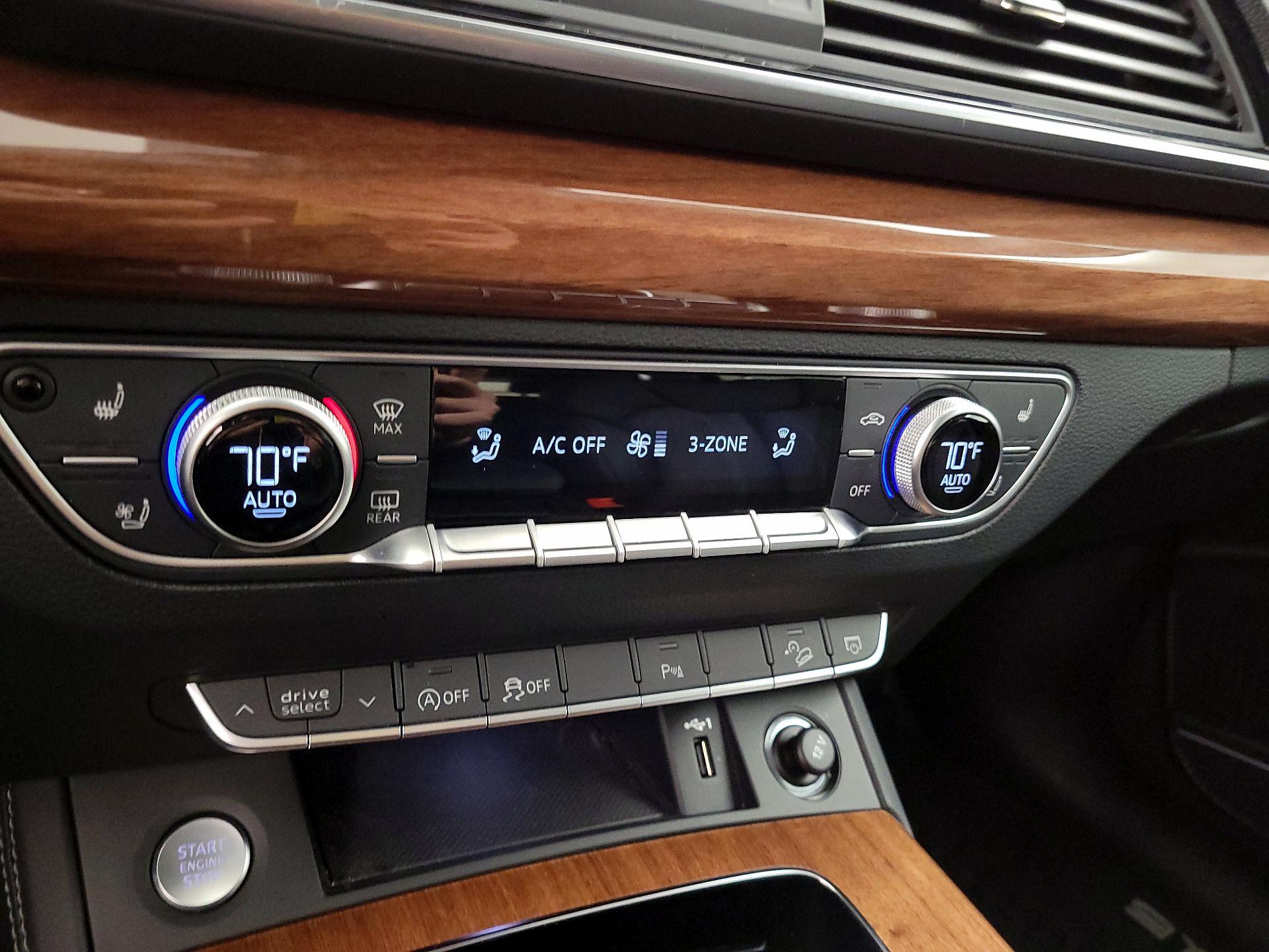 Thumbnail: 2022 Audi Q5 - 17