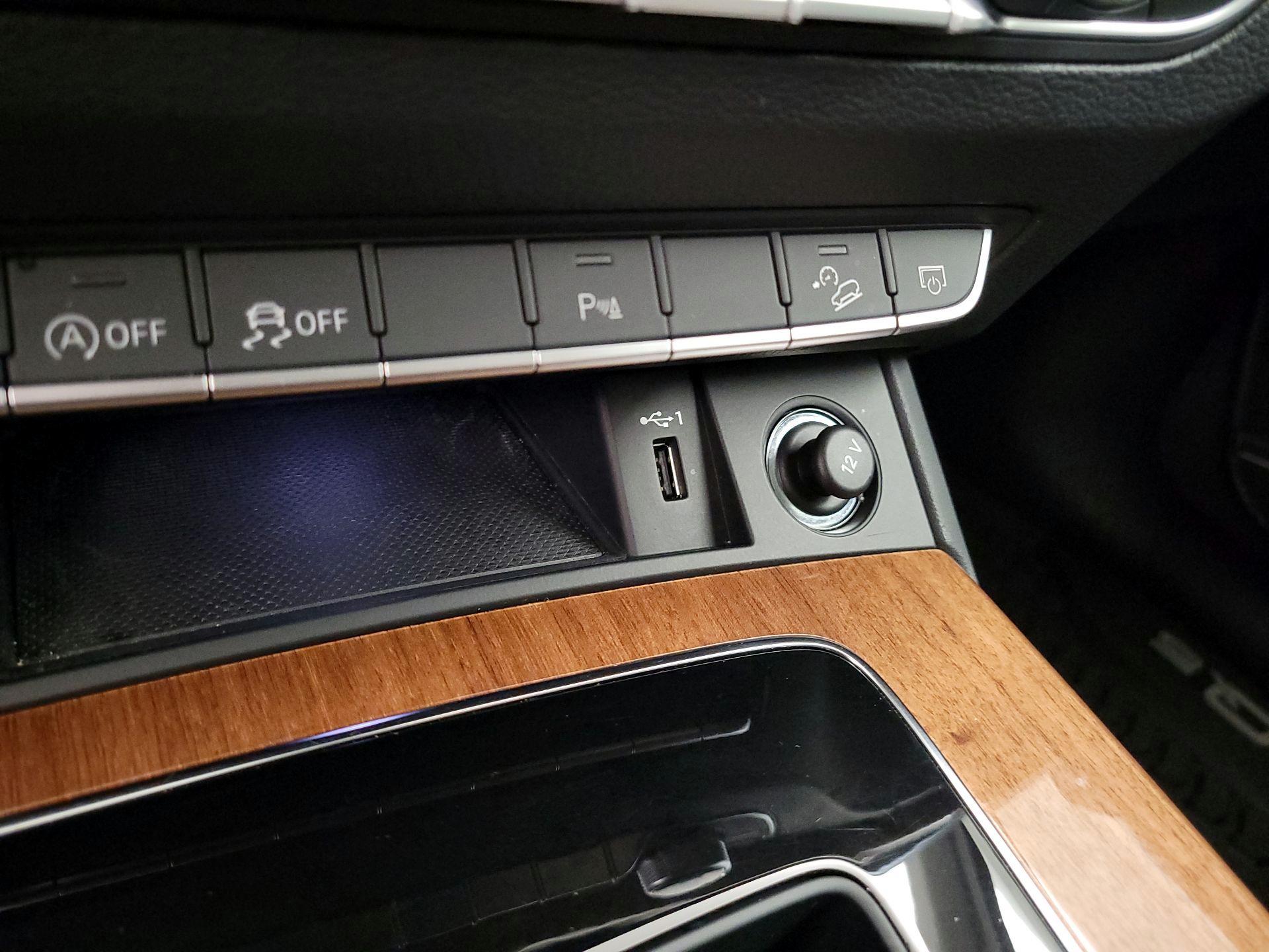 Thumbnail: 2022 Audi Q5 - 19