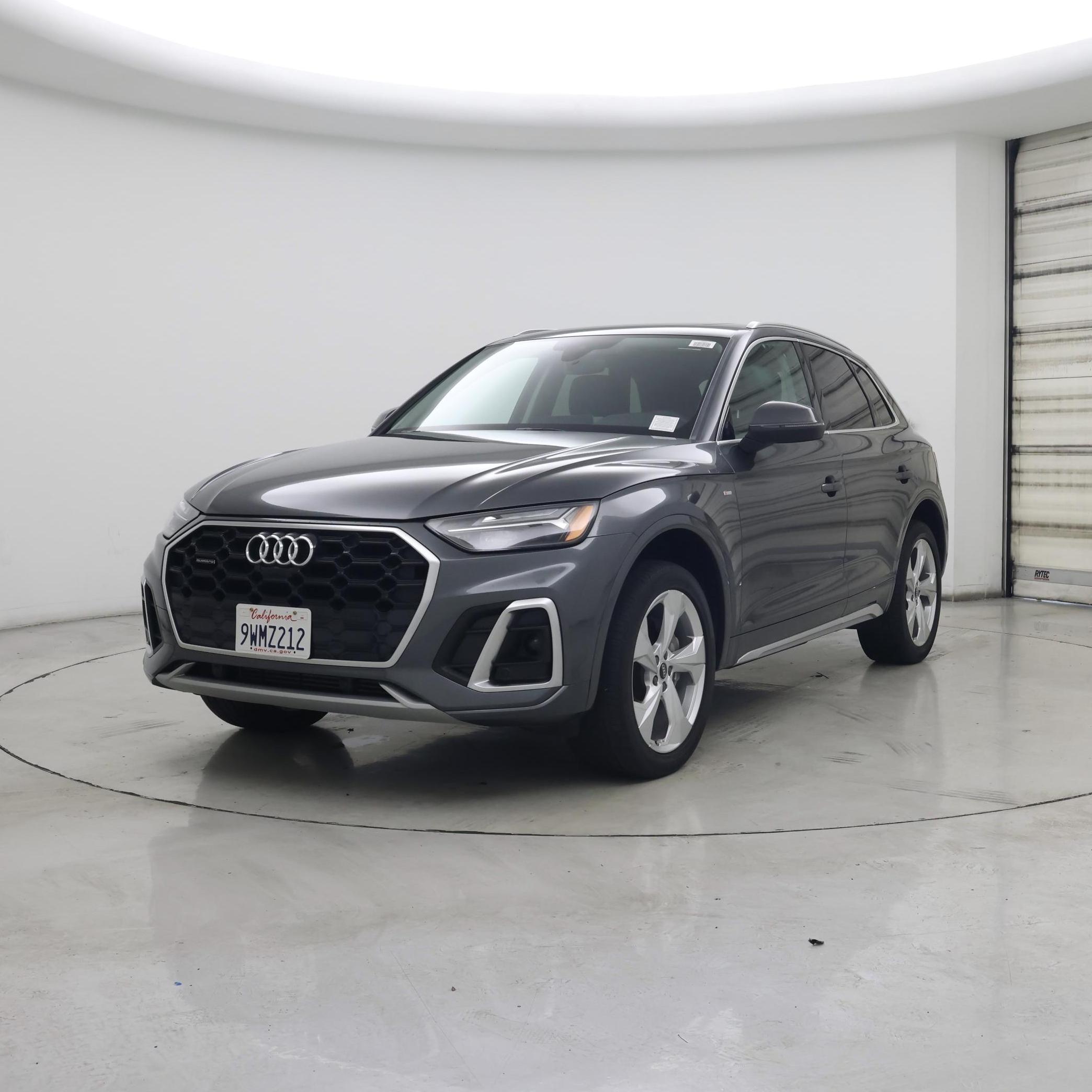 Thumbnail: 2022 Audi Q5 - 4