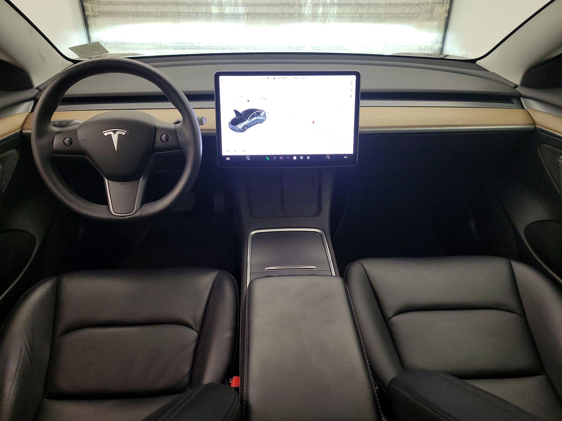 Thumbnail: 2021 Tesla Model 3 - 9