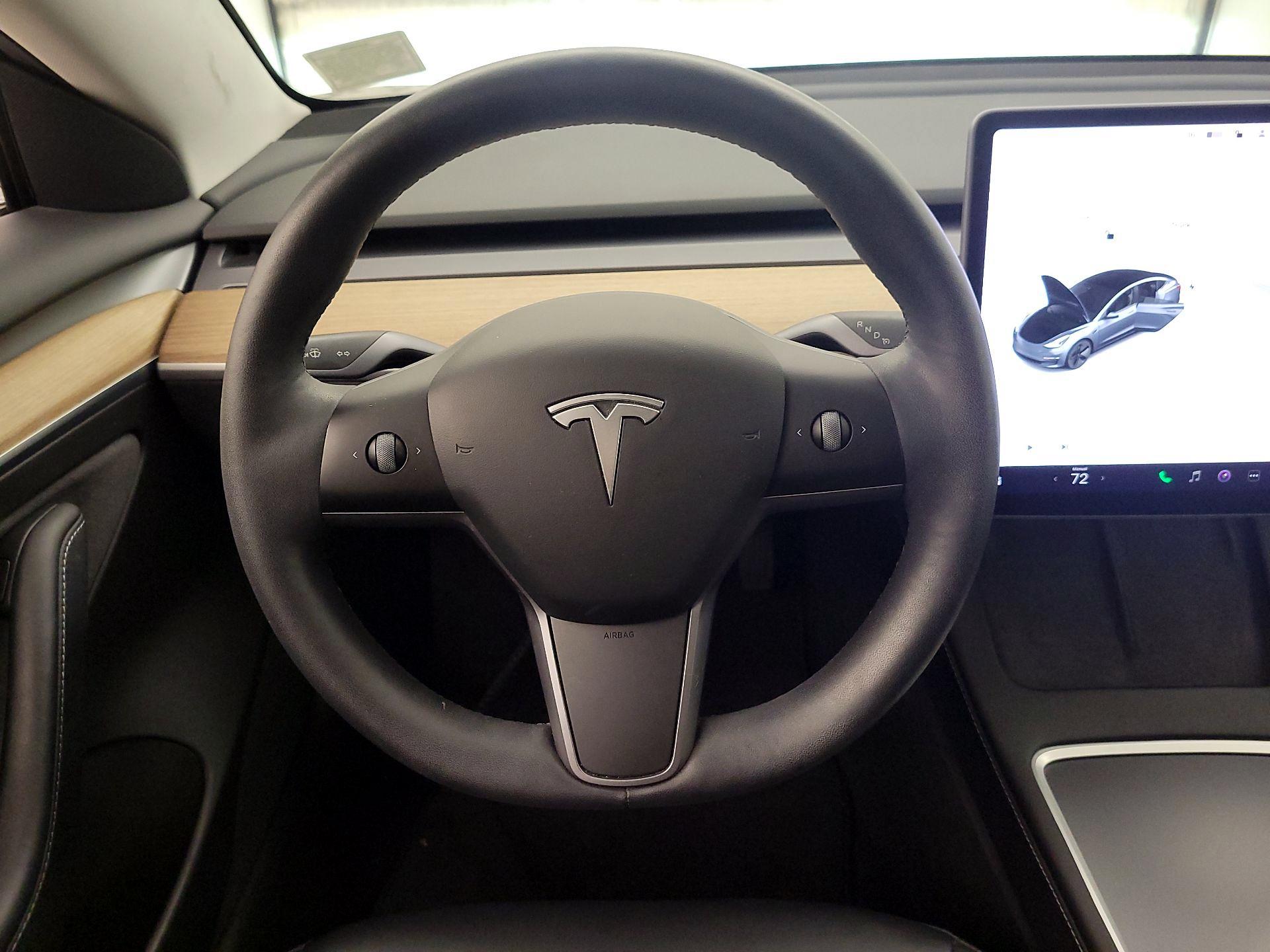 Thumbnail: 2021 Tesla Model 3 - 10