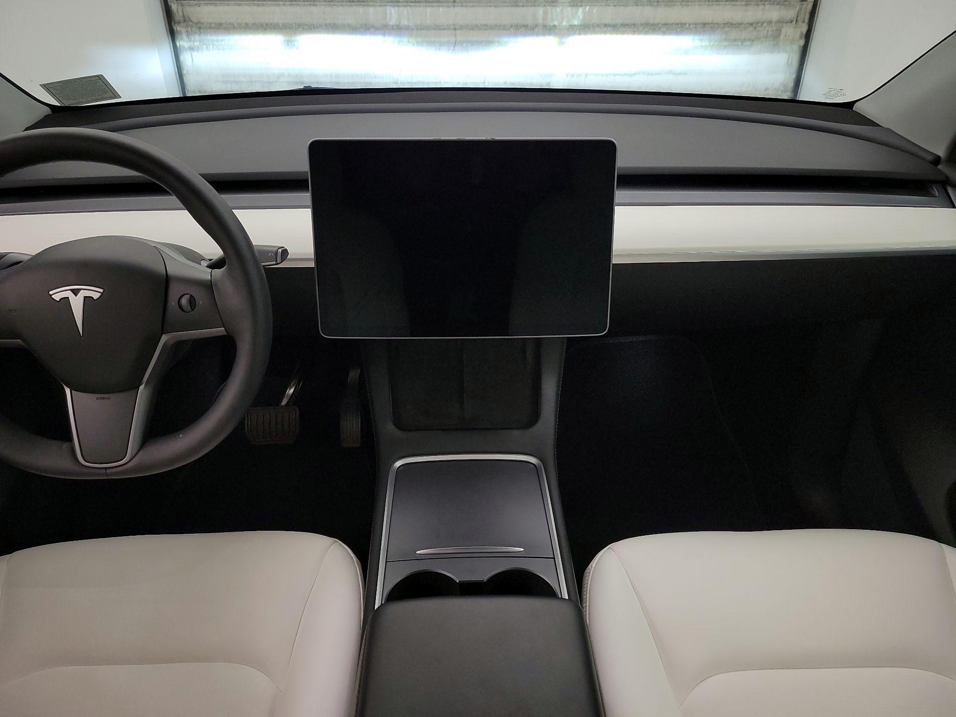 Thumbnail: 2023 Tesla Model Y - 9