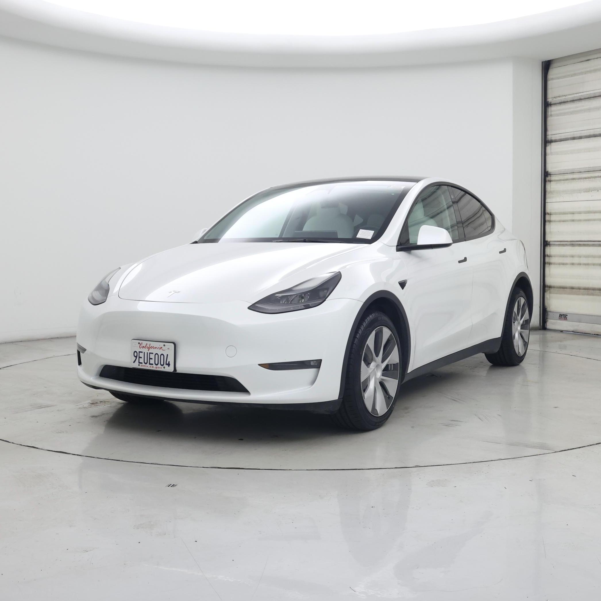 Thumbnail: 2023 Tesla Model Y - 4