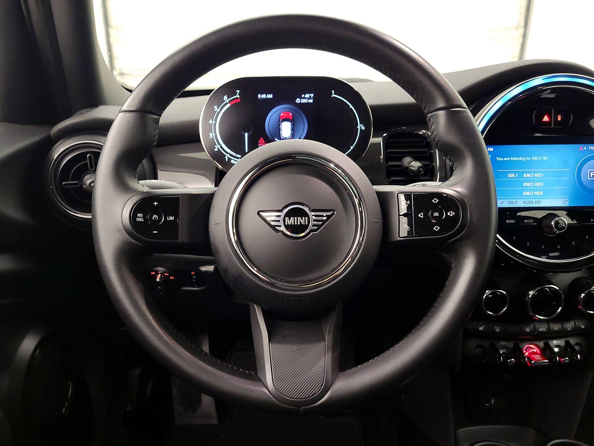 Thumbnail: 2022 MINI Cooper Hardtop - 10