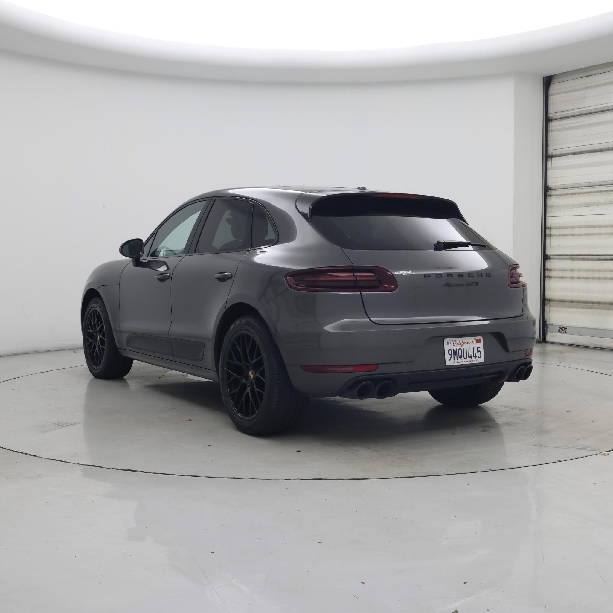 Thumbnail: 2018 Porsche Macan - 2