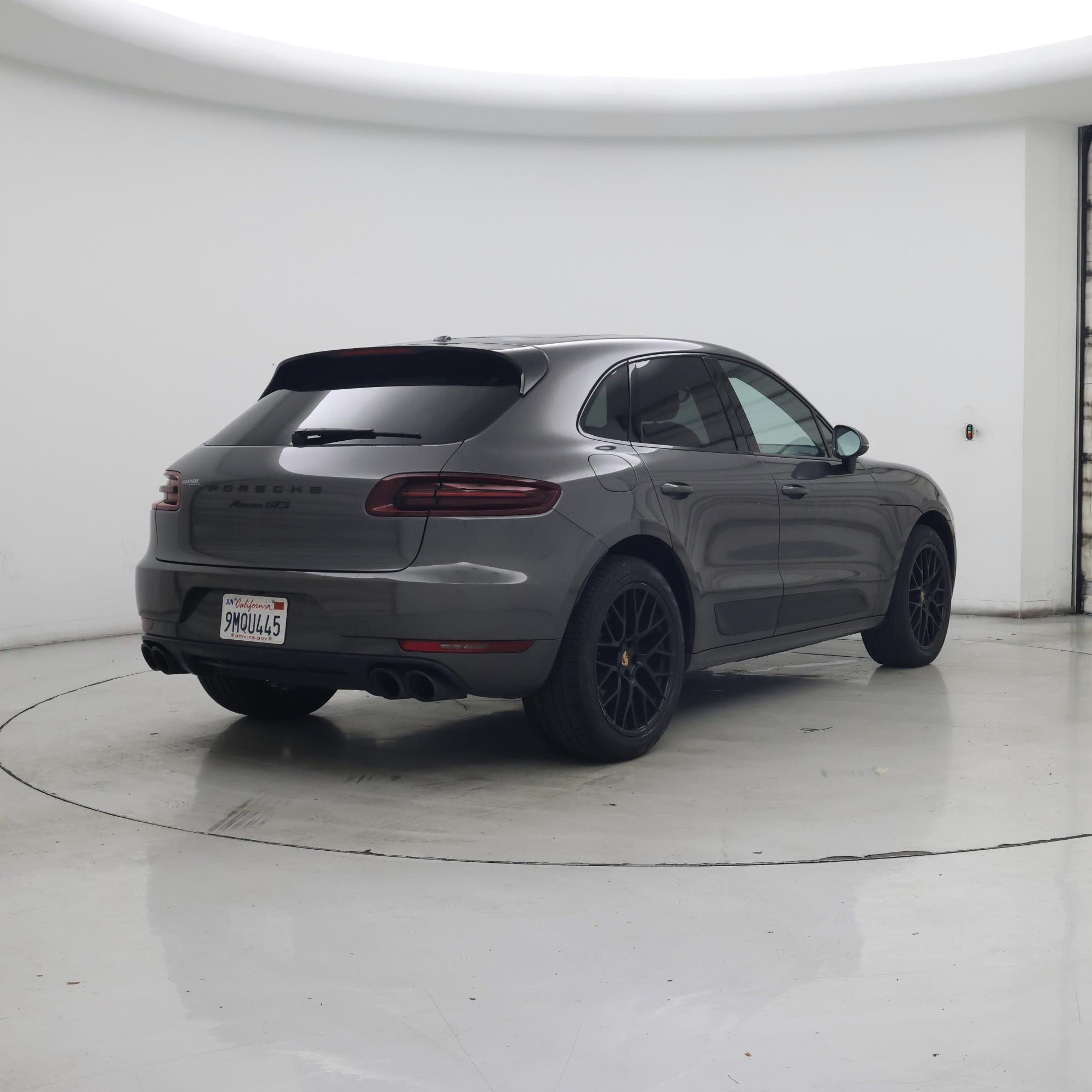 Thumbnail: 2018 Porsche Macan - 8