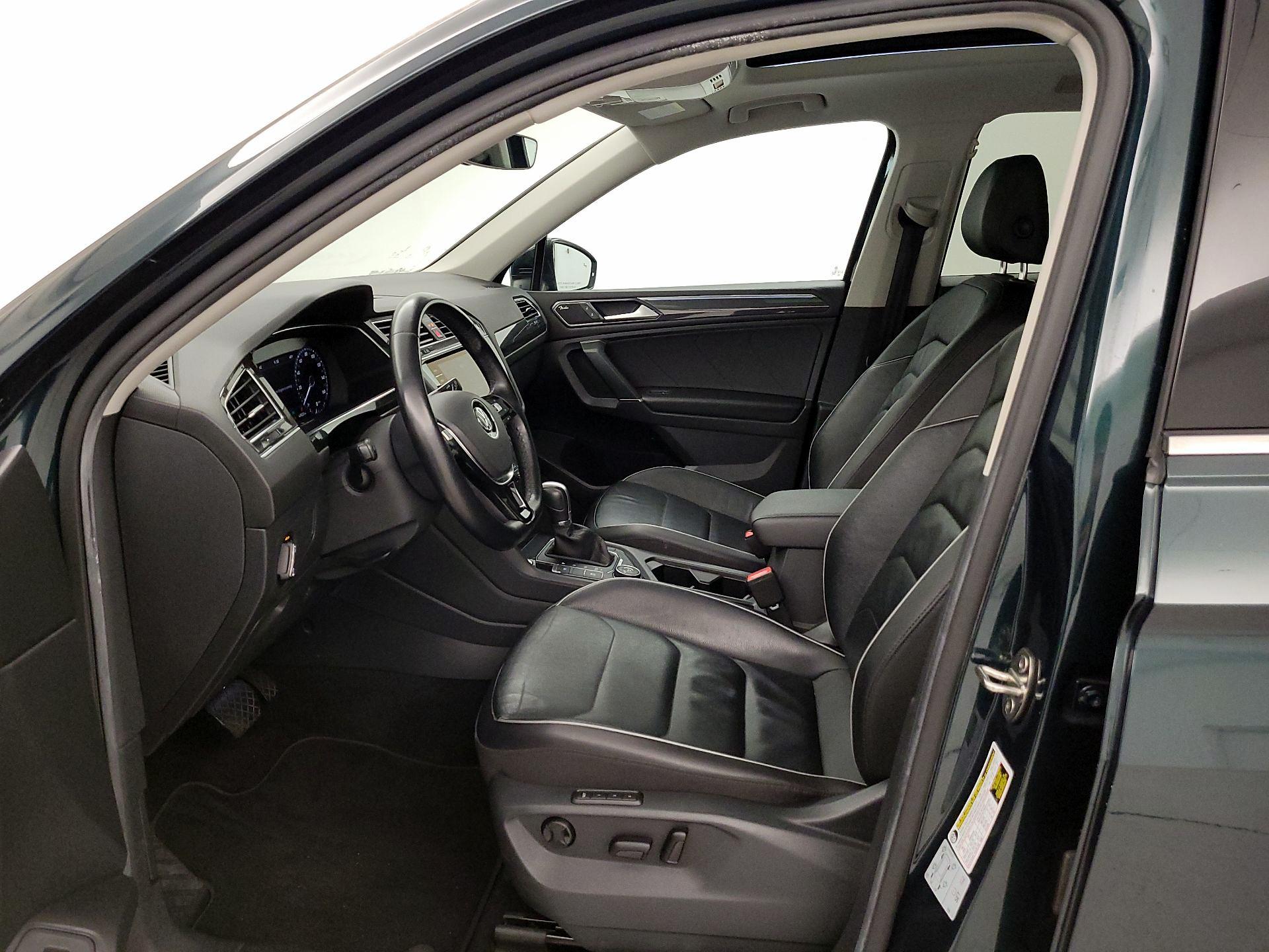 Thumbnail: 2018 Volkswagen Tiguan - 11