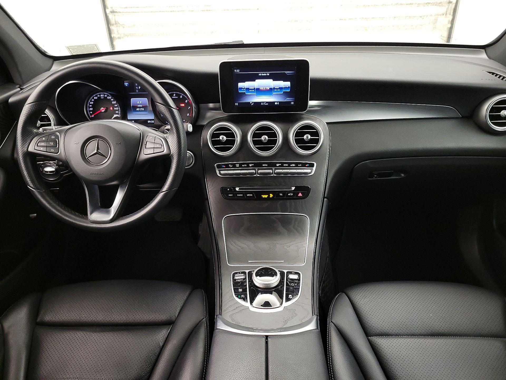 Thumbnail: 2018 Mercedes-Benz GLC - 9