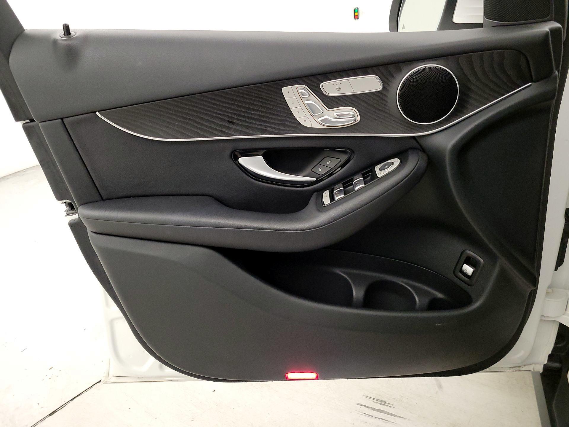 Thumbnail: 2018 Mercedes-Benz GLC - 12