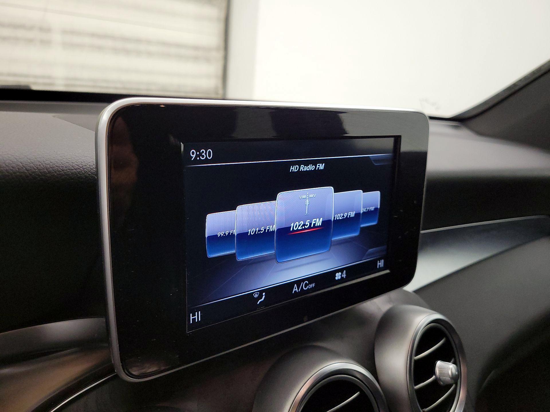 Thumbnail: 2018 Mercedes-Benz GLC - 15