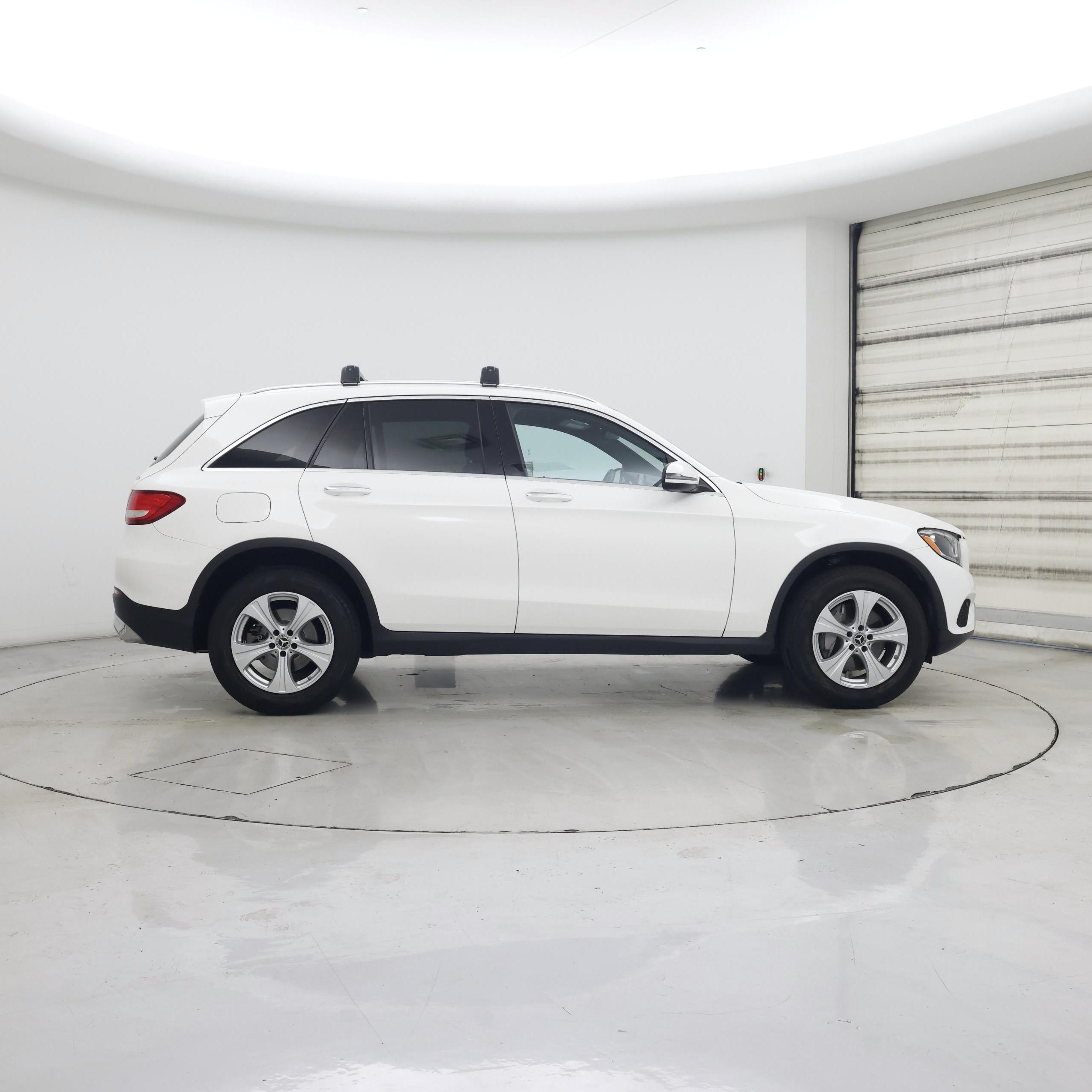 Thumbnail: 2018 Mercedes-Benz GLC - 7