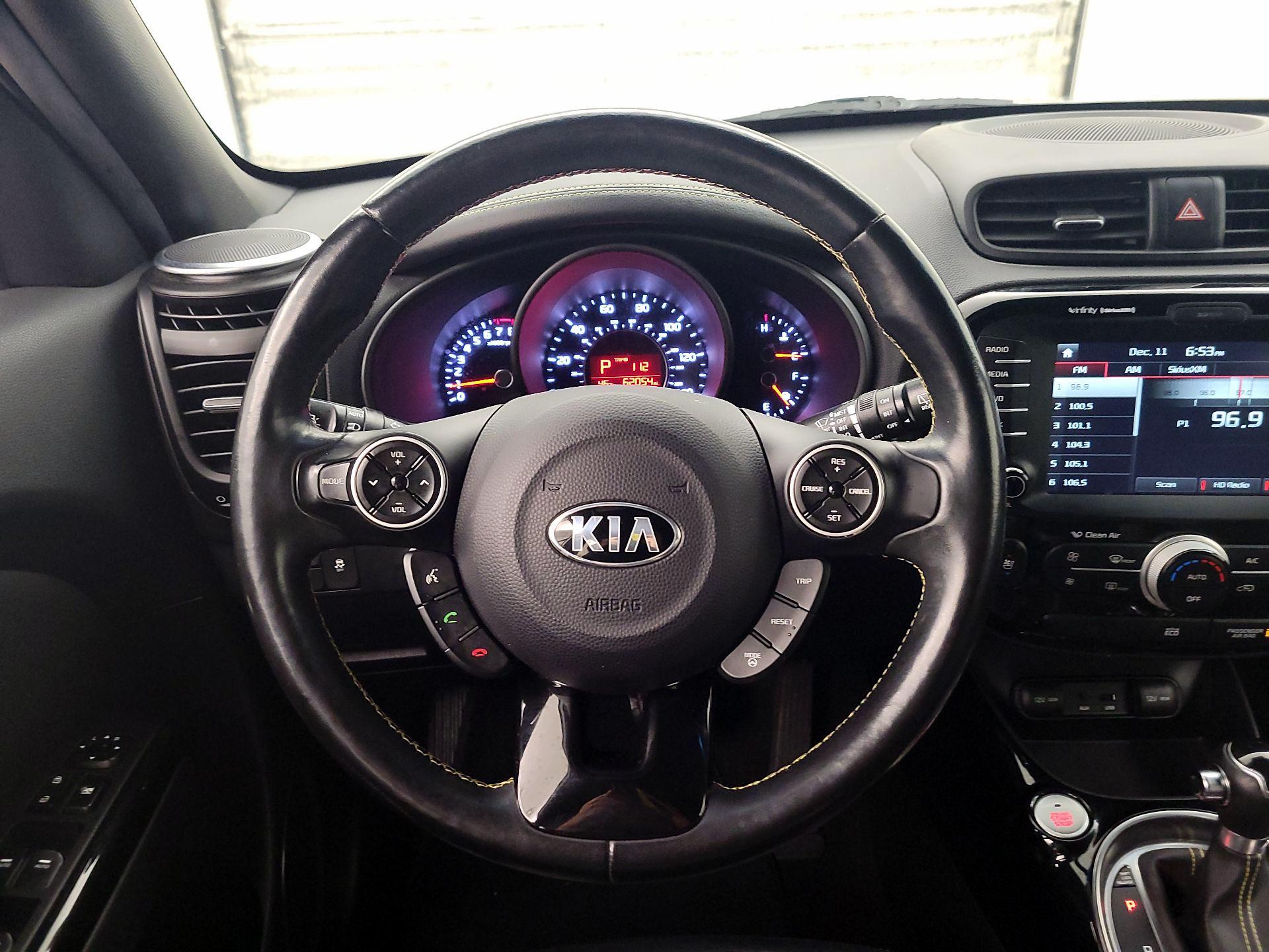 Thumbnail: 2015 Kia Soul - 10
