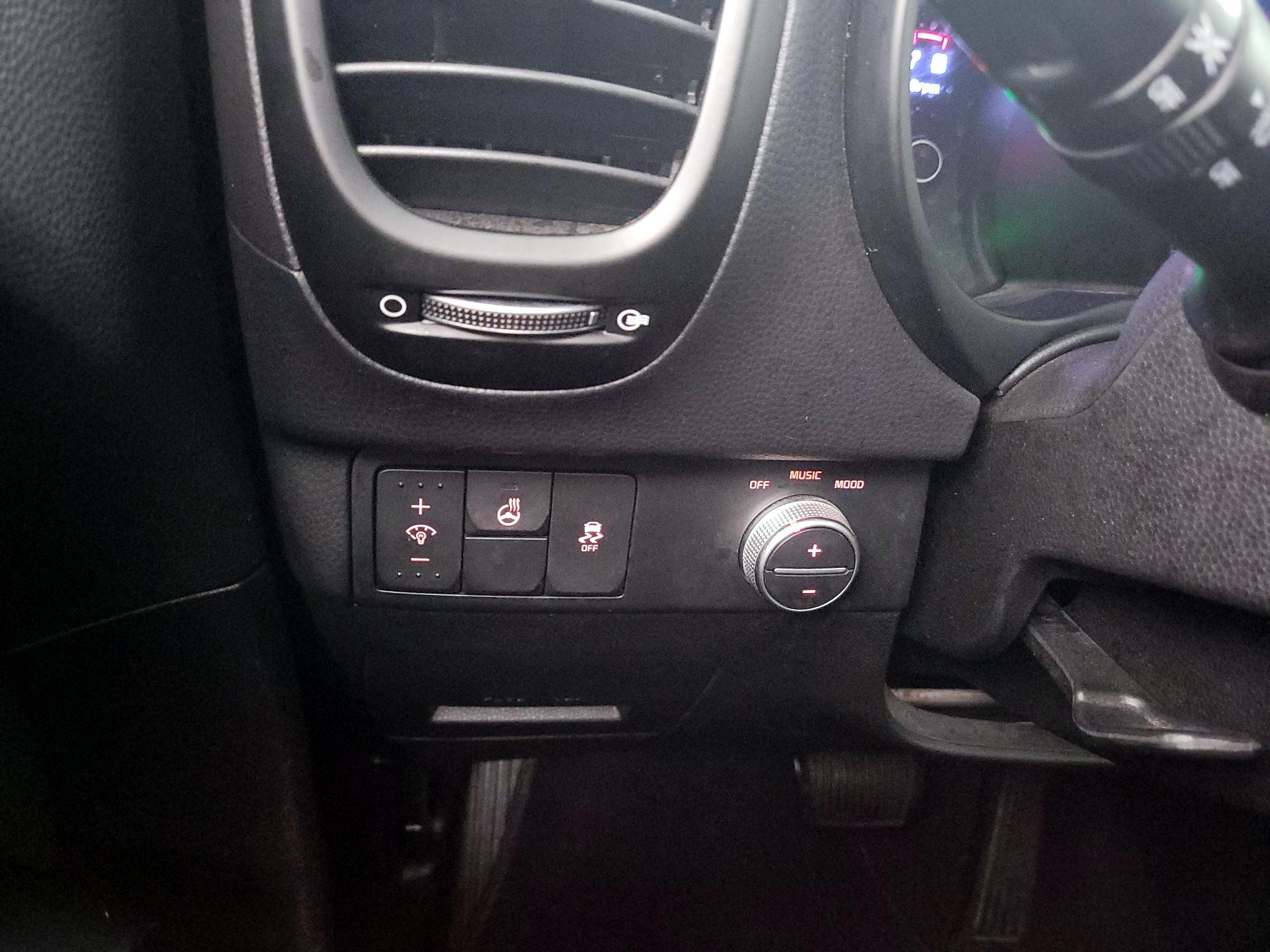 Thumbnail: 2015 Kia Soul - 13