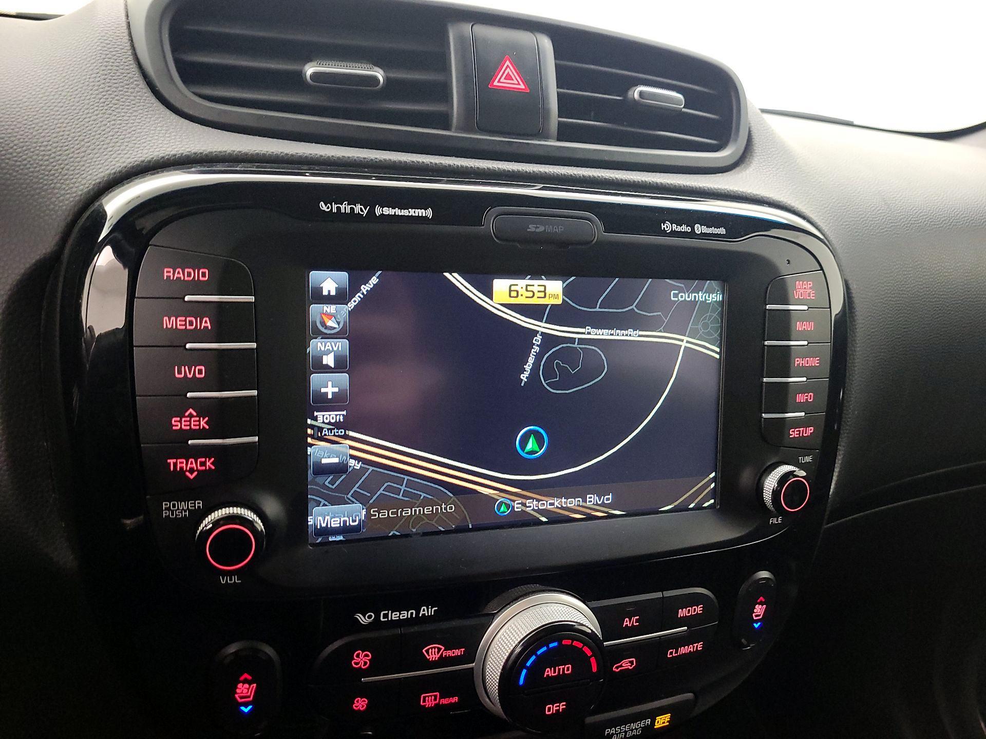 Thumbnail: 2015 Kia Soul - 14