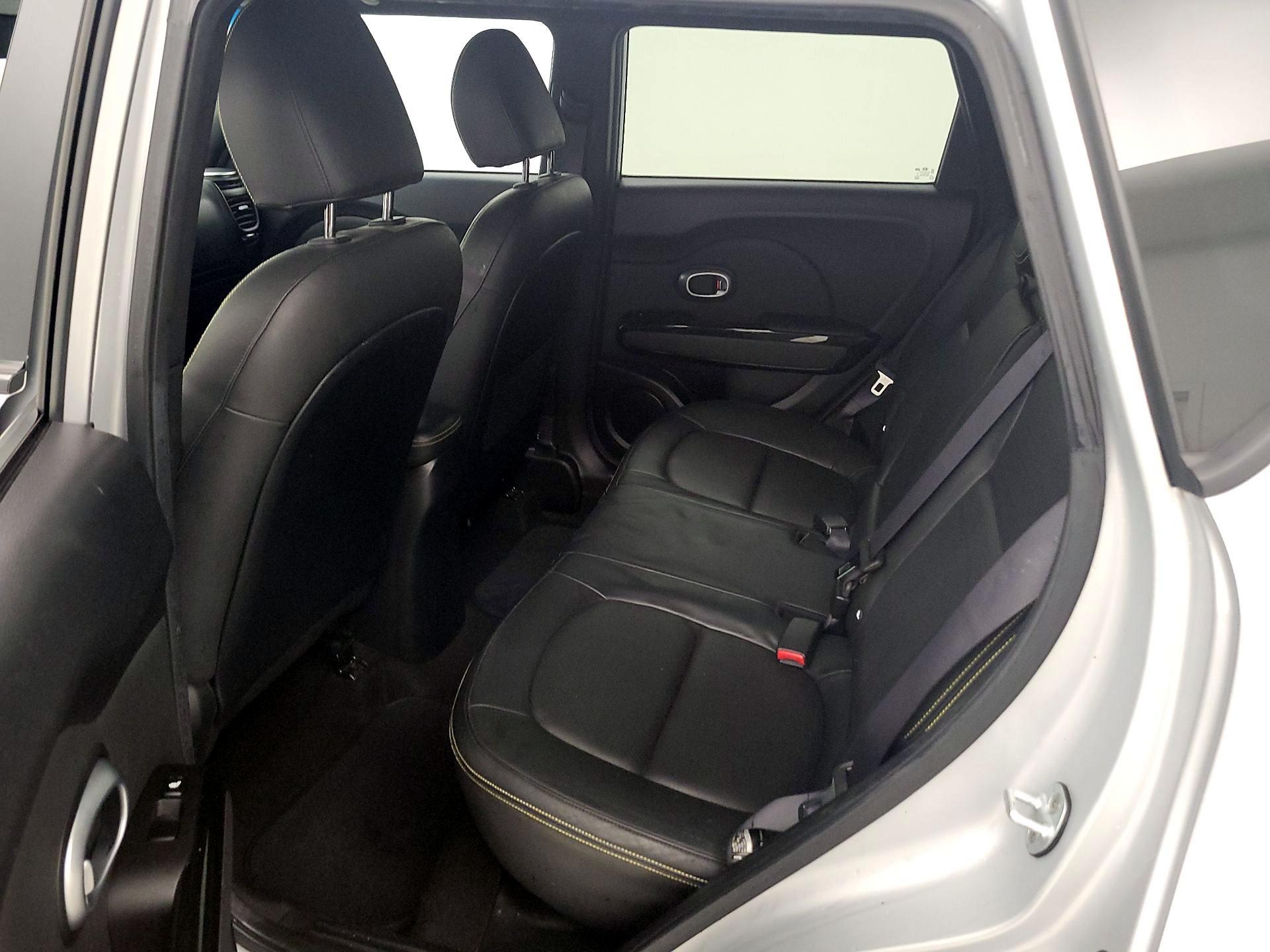 Thumbnail: 2015 Kia Soul - 20