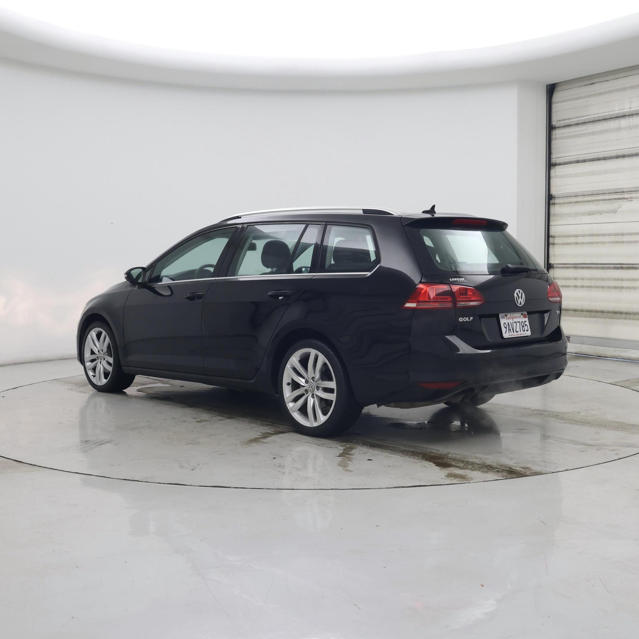 Thumbnail: 2015 Volkswagen Golf - 2