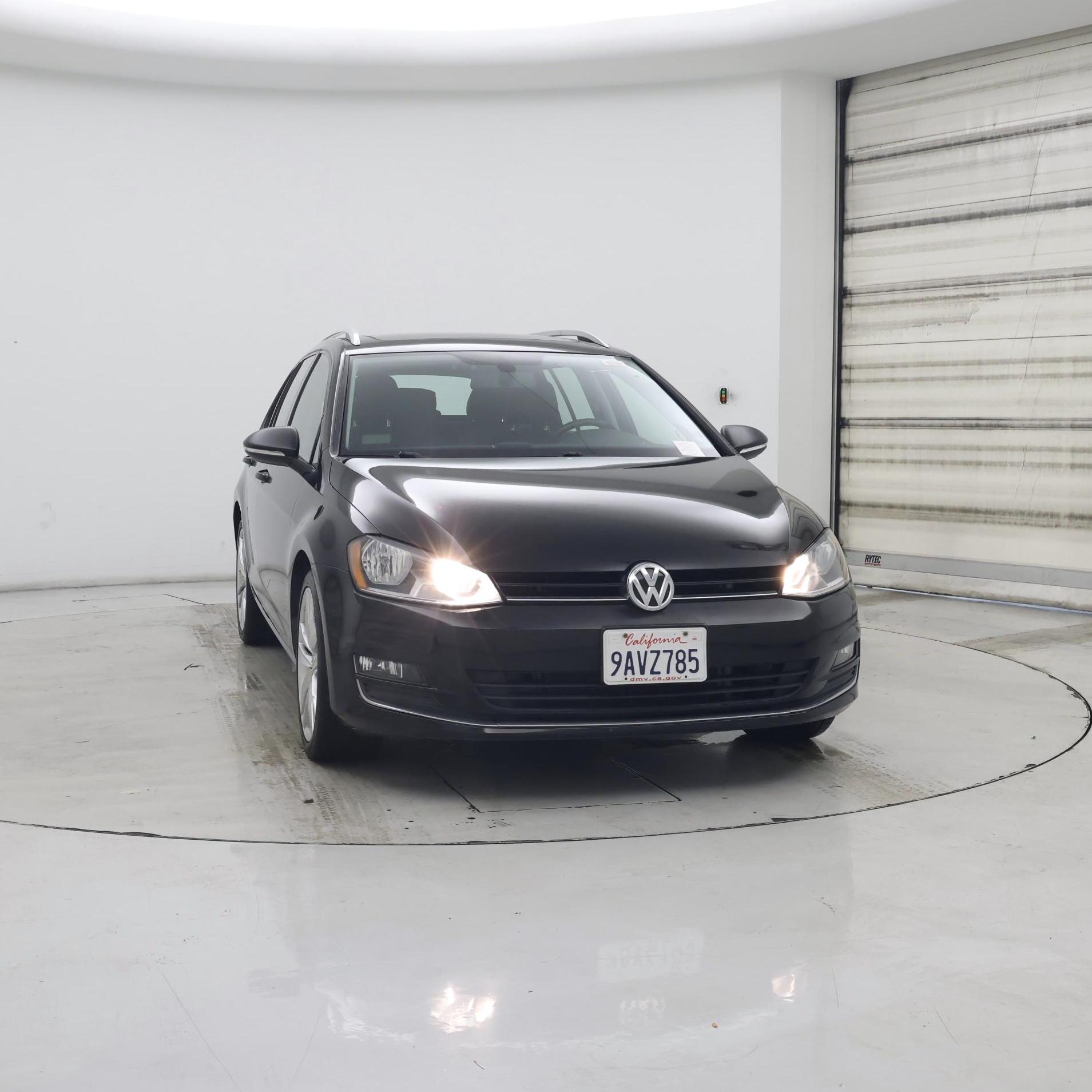 Thumbnail: 2015 Volkswagen Golf - 5