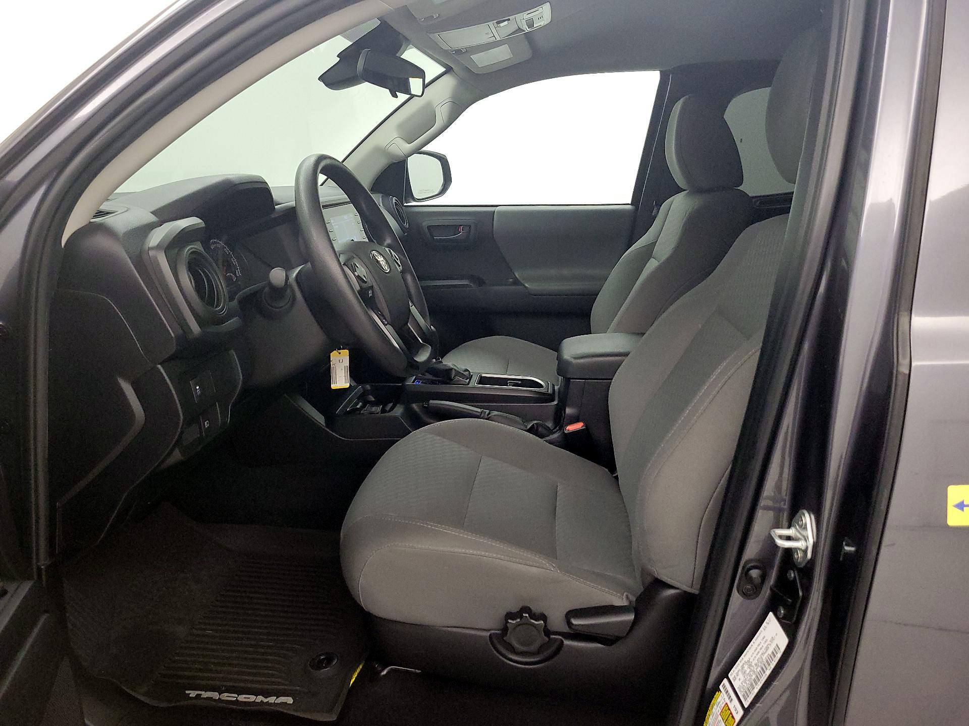 Thumbnail: 2021 Toyota Tacoma - 11