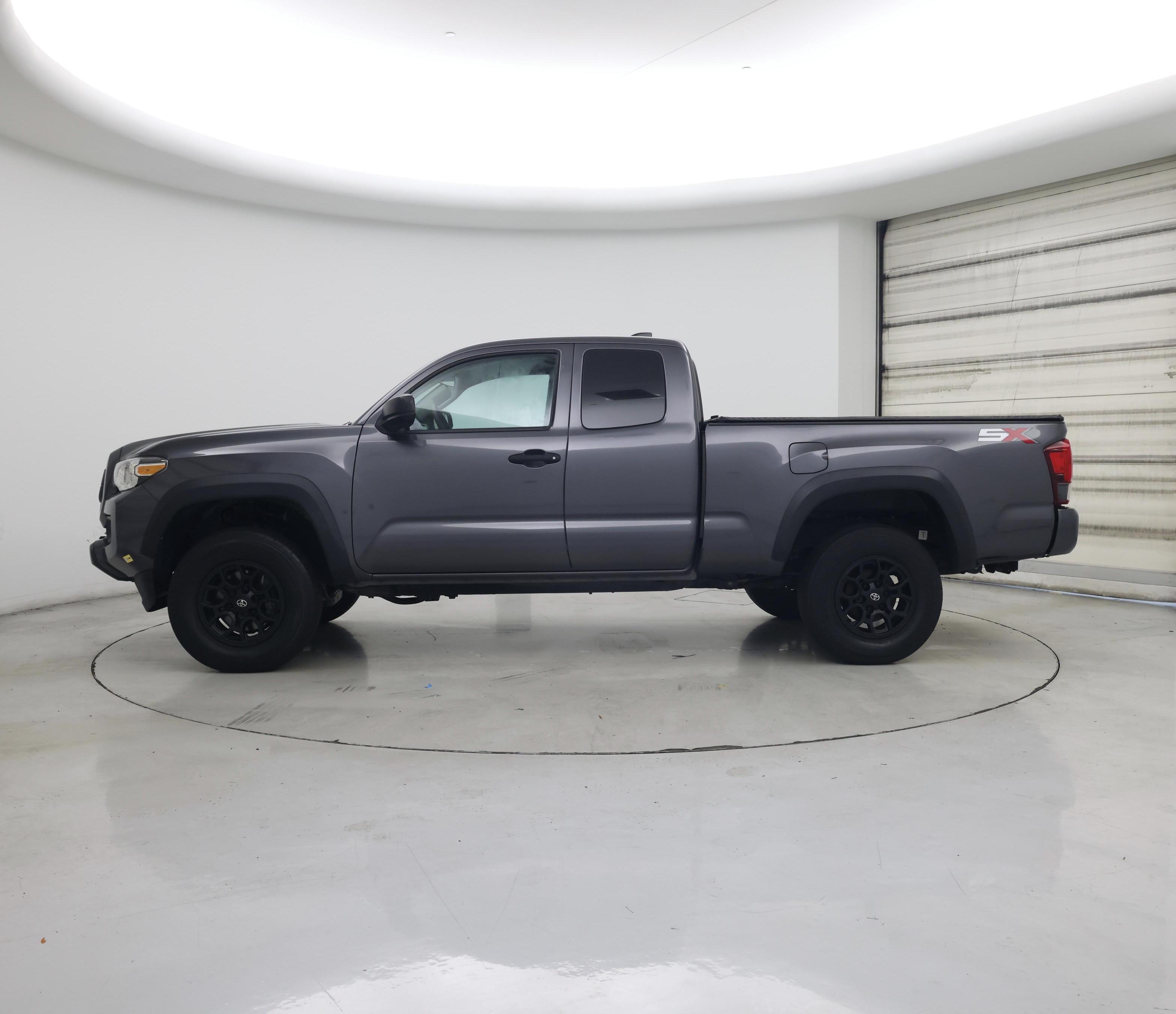 Thumbnail: 2021 Toyota Tacoma - 3