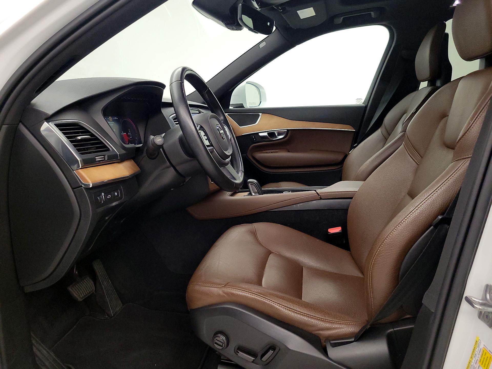 Thumbnail: 2021 Volvo XC90 - 11