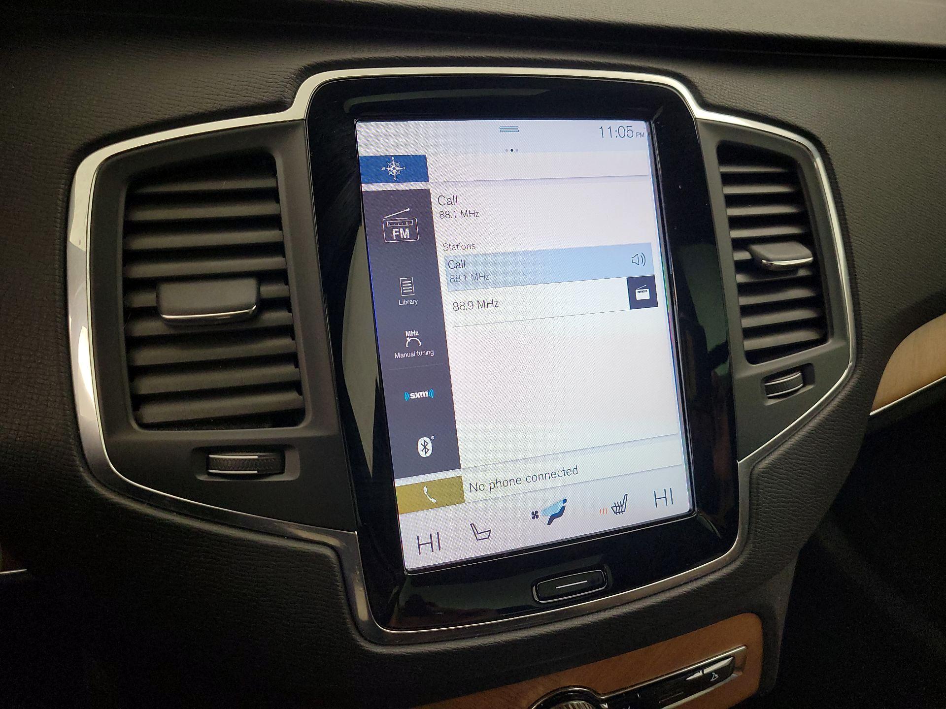 Thumbnail: 2021 Volvo XC90 - 16