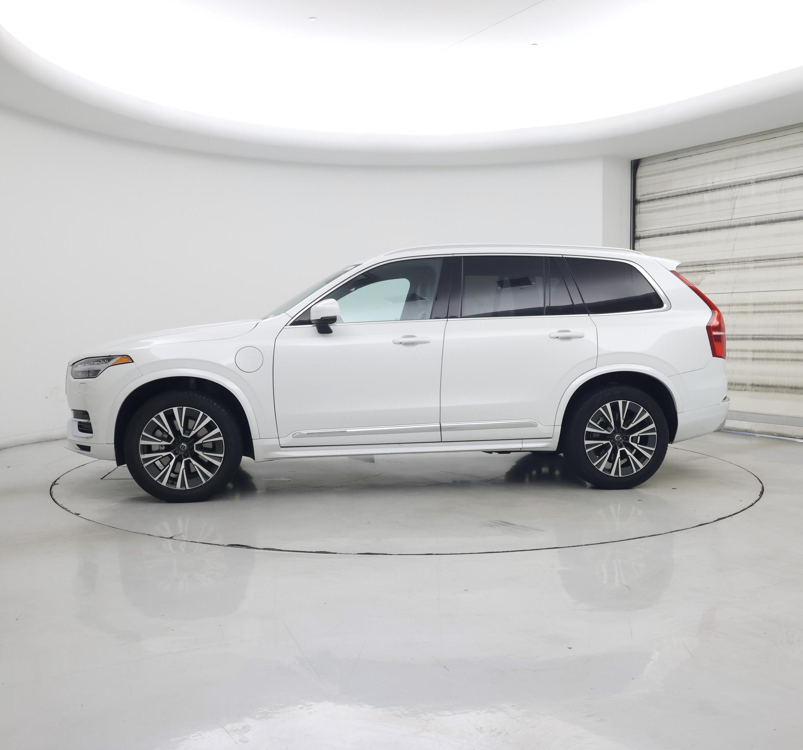 Thumbnail: 2021 Volvo XC90 - 3