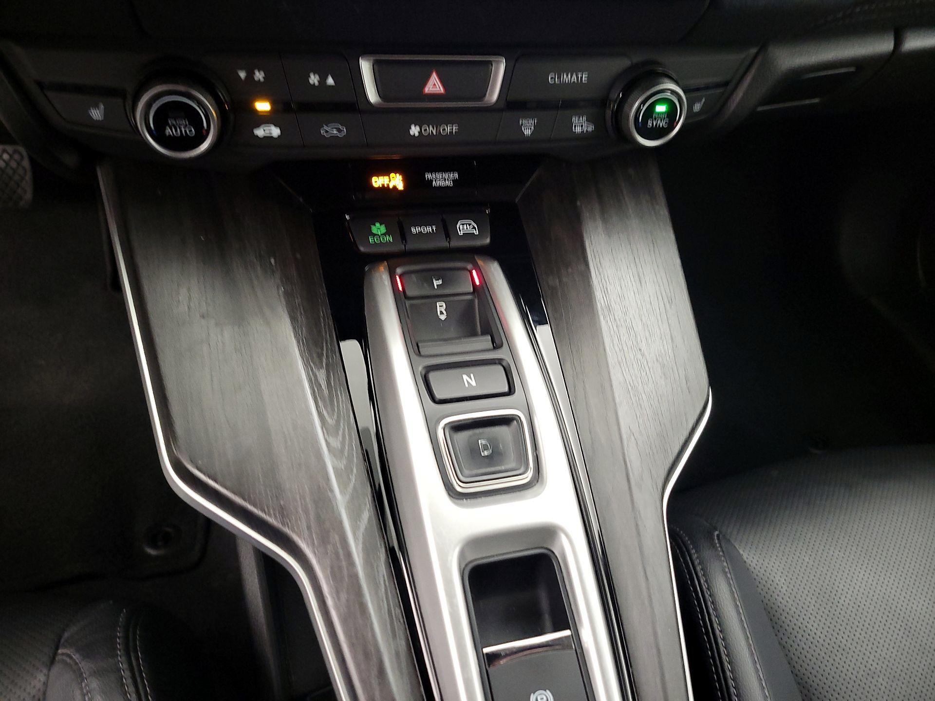 Thumbnail: 2018 Honda Clarity - 16