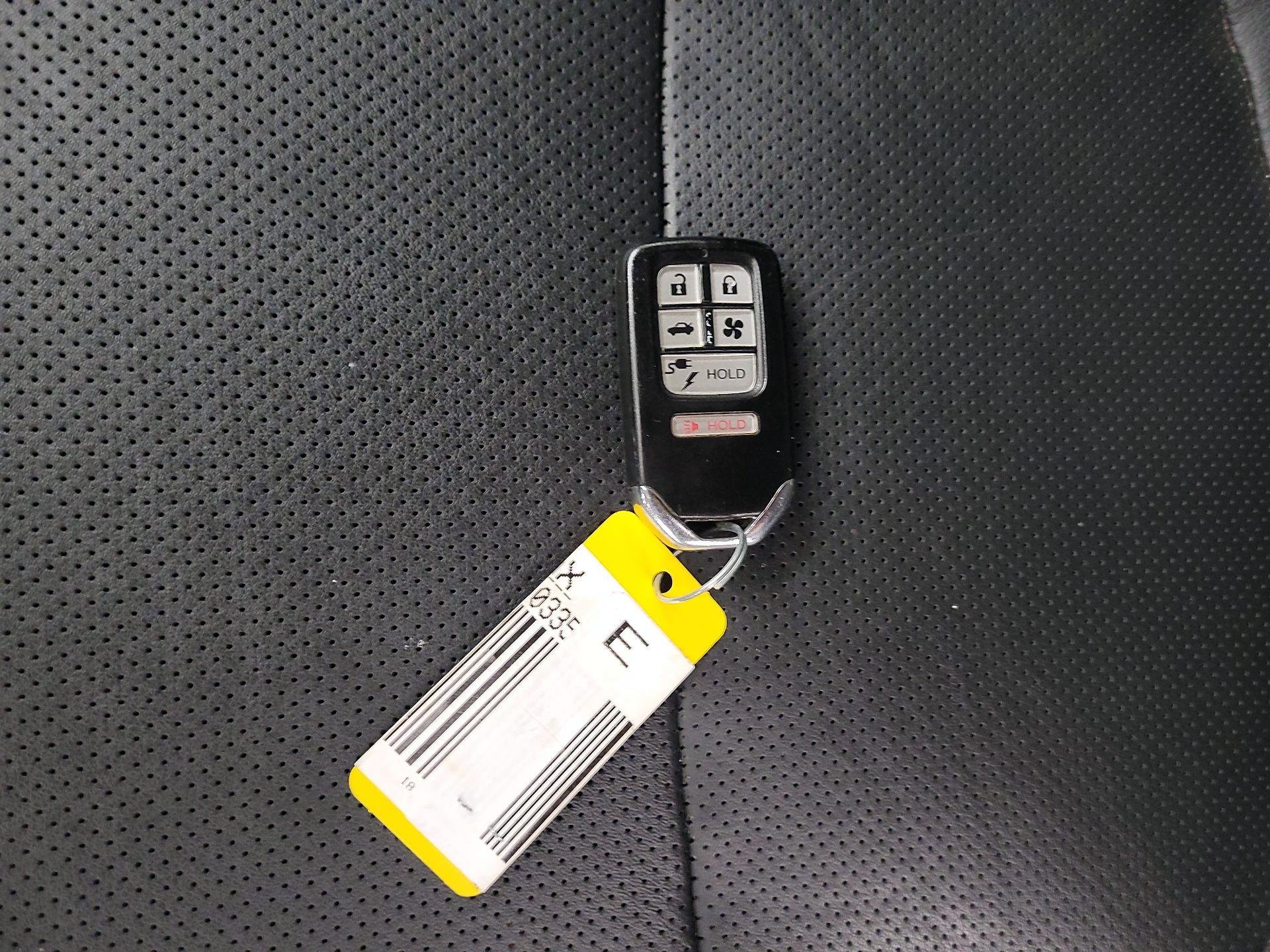 Thumbnail: 2018 Honda Clarity - 19