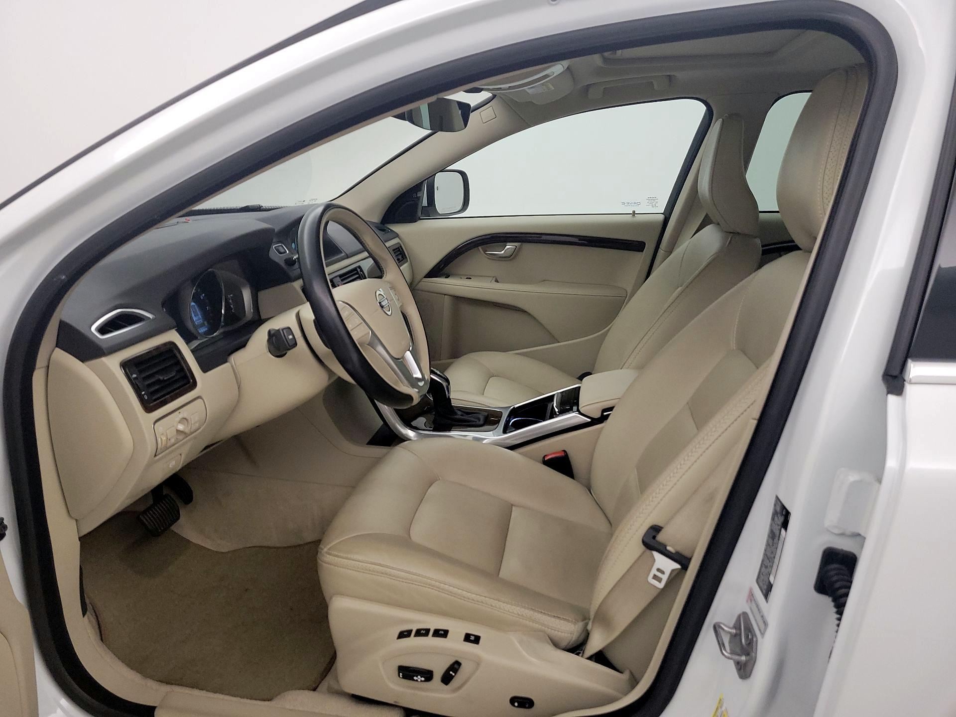 Thumbnail: 2015 Volvo XC70 - 11