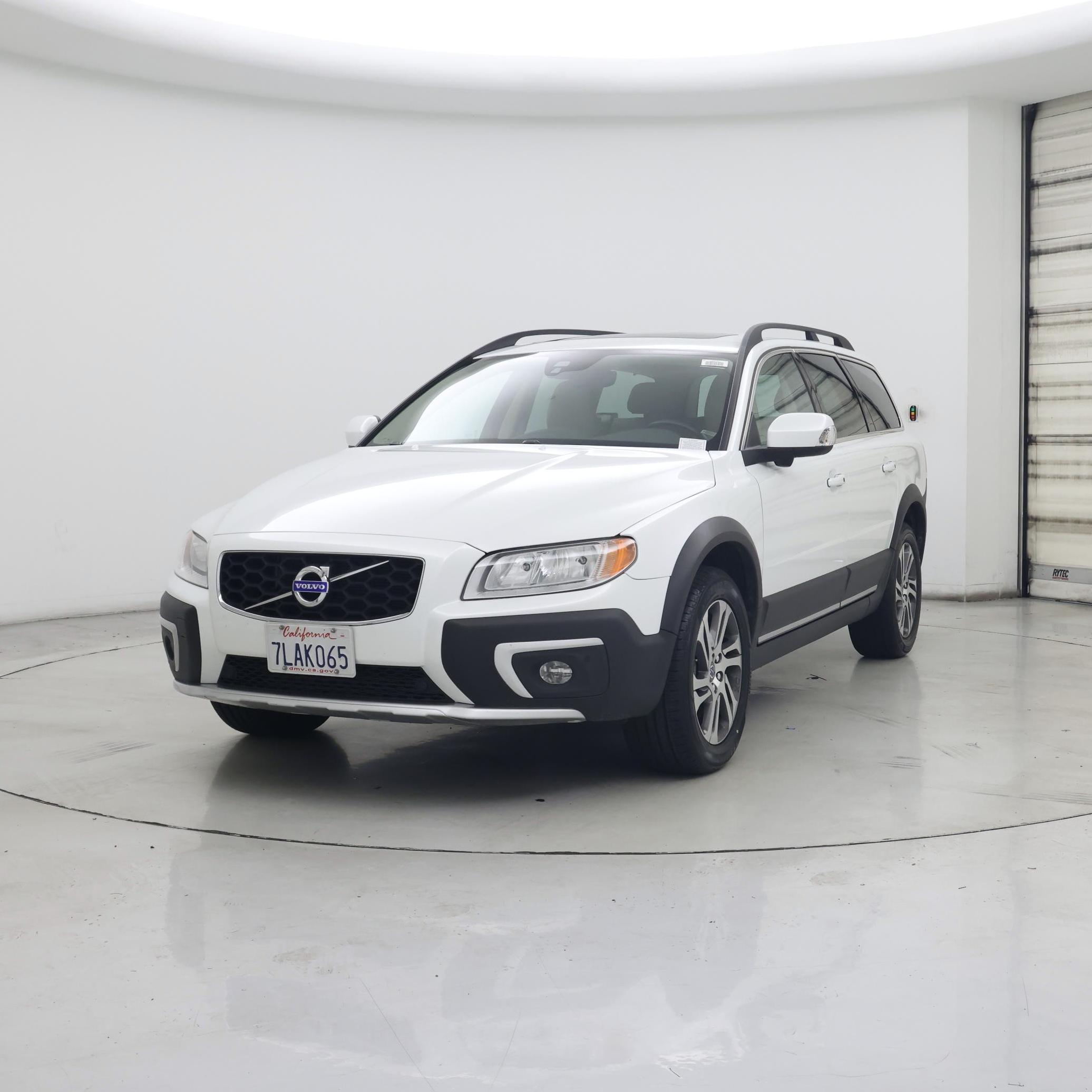 Thumbnail: 2015 Volvo XC70 - 4