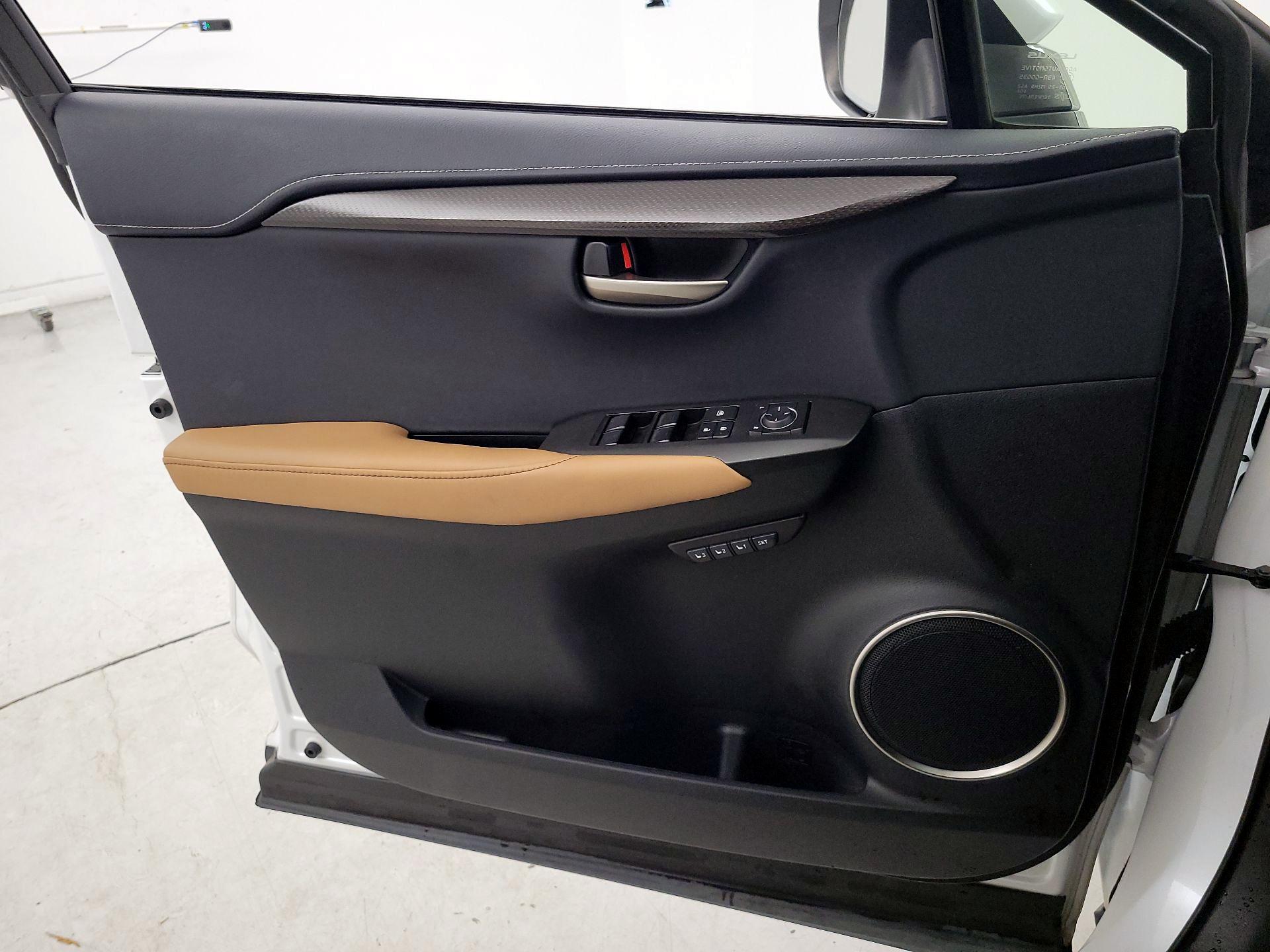 Thumbnail: 2016 Lexus NX - 12