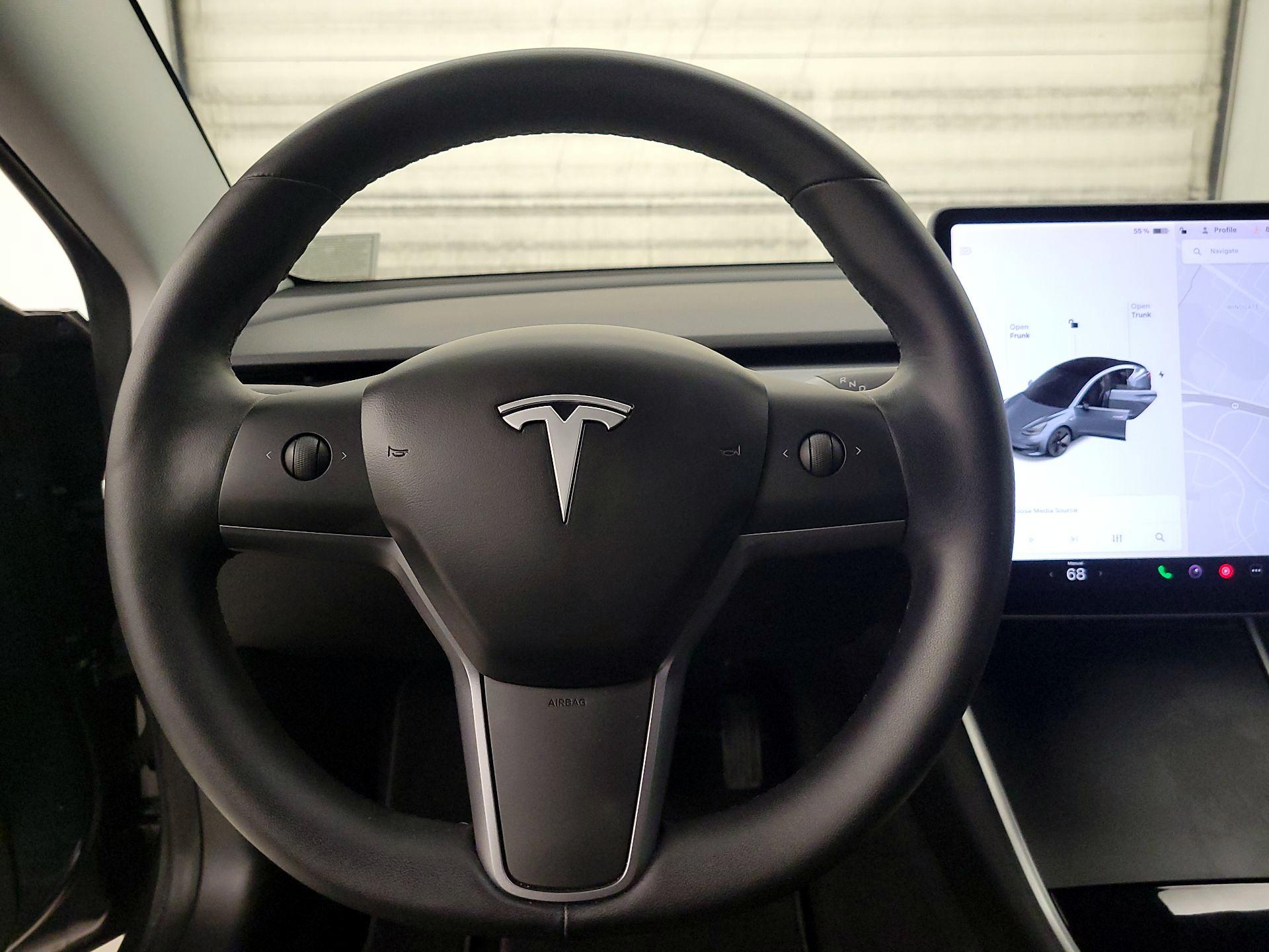 Thumbnail: 2020 Tesla Model 3 - 10