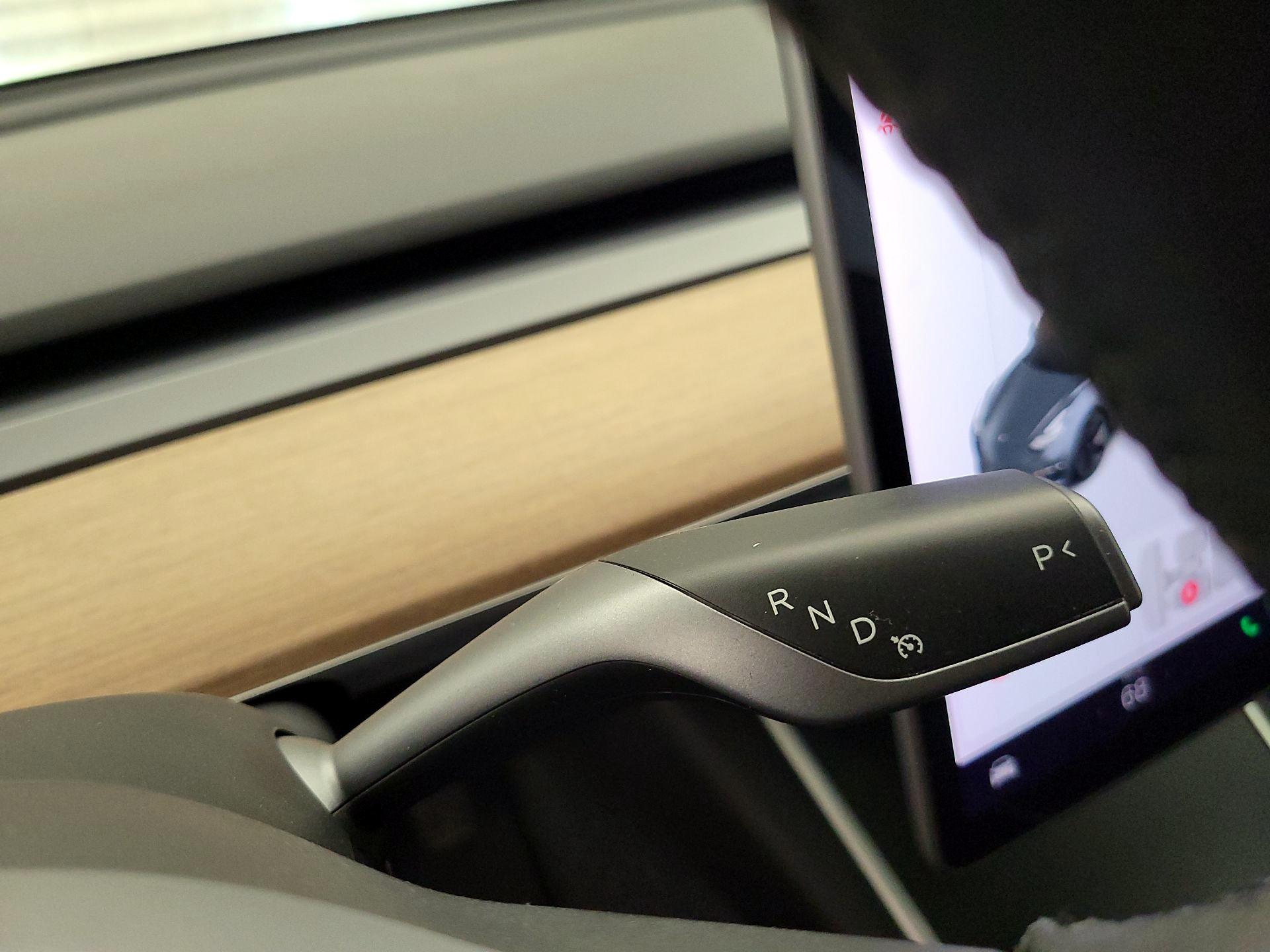 Thumbnail: 2020 Tesla Model 3 - 16