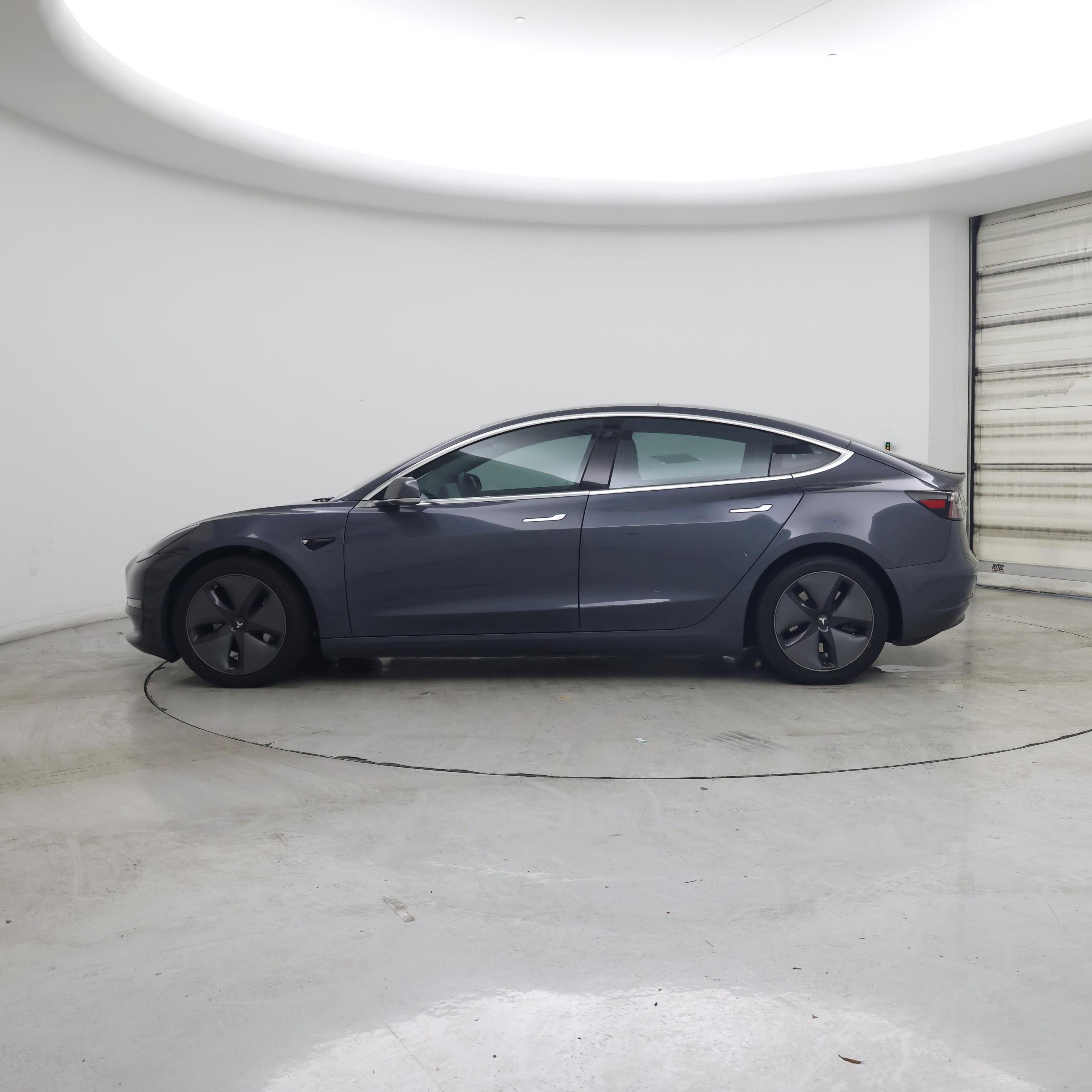 Thumbnail: 2020 Tesla Model 3 - 3