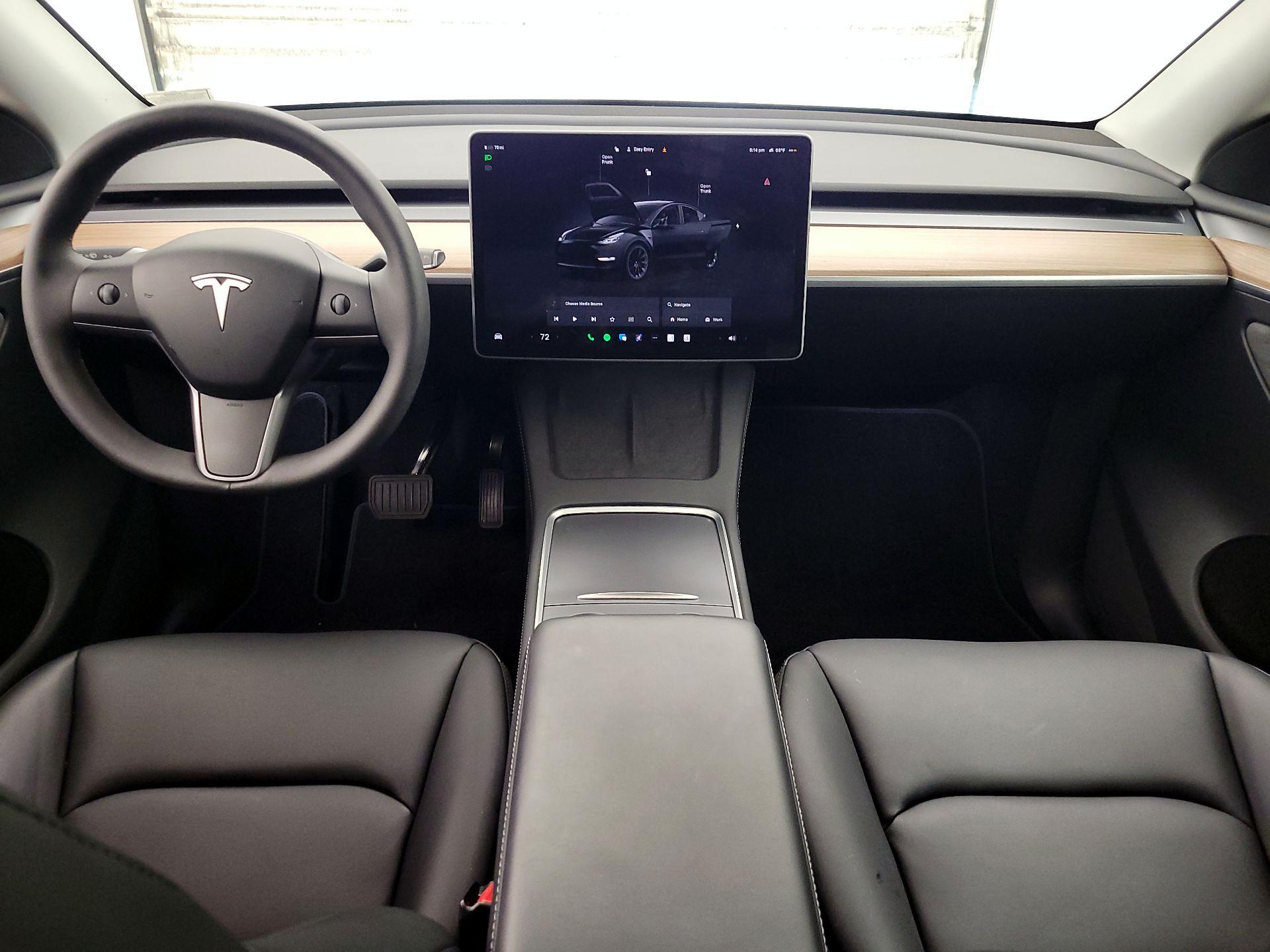 Thumbnail: 2025 Tesla Model Y - 9