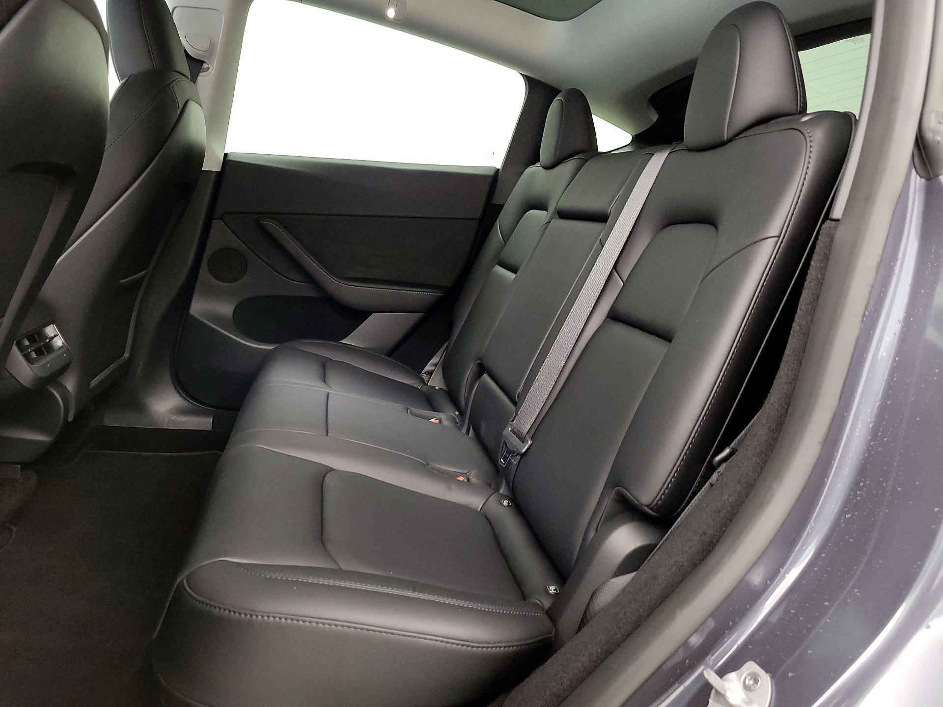 Thumbnail: 2023 Tesla Model Y - 19