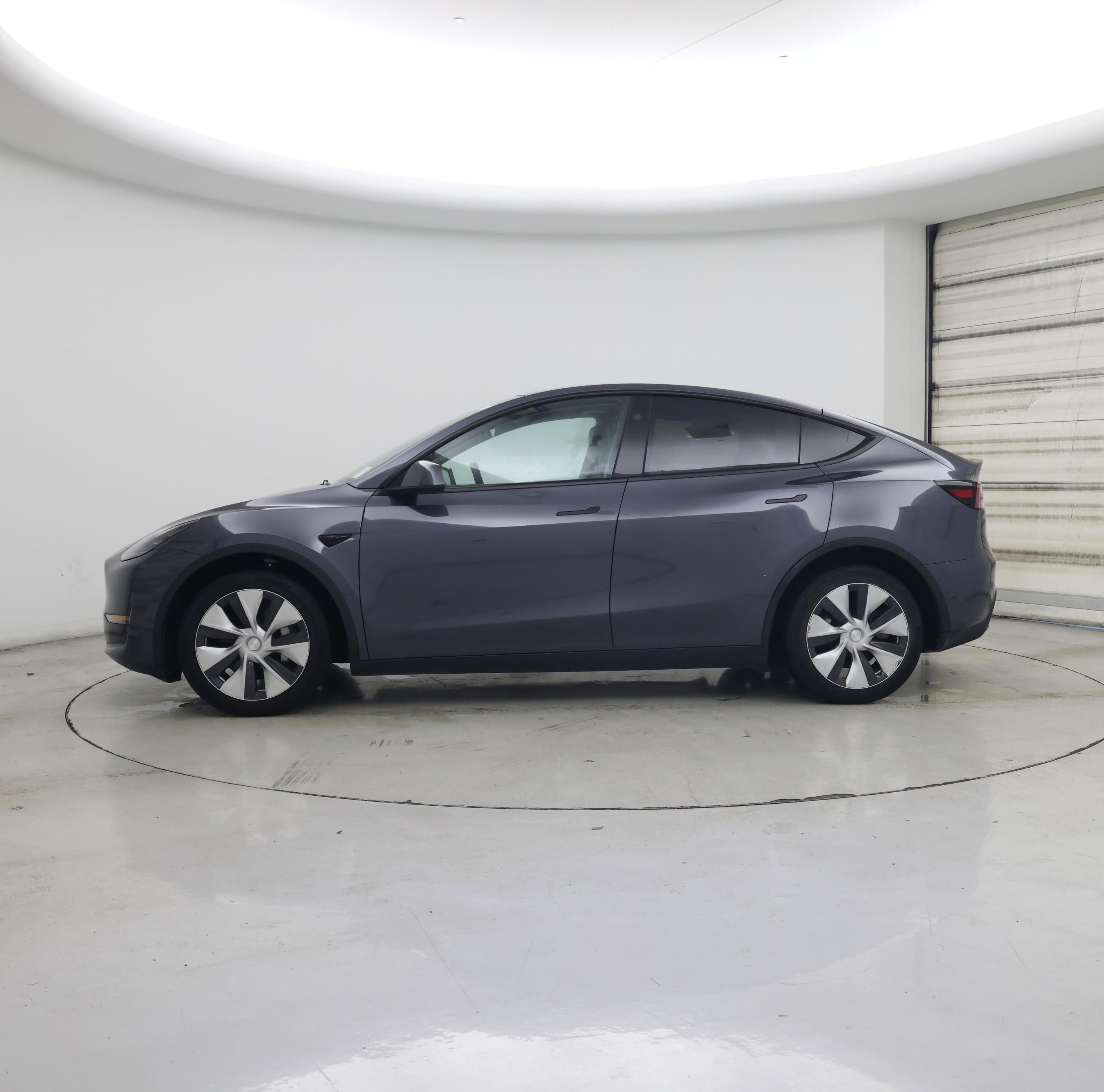 Thumbnail: 2023 Tesla Model Y - 3