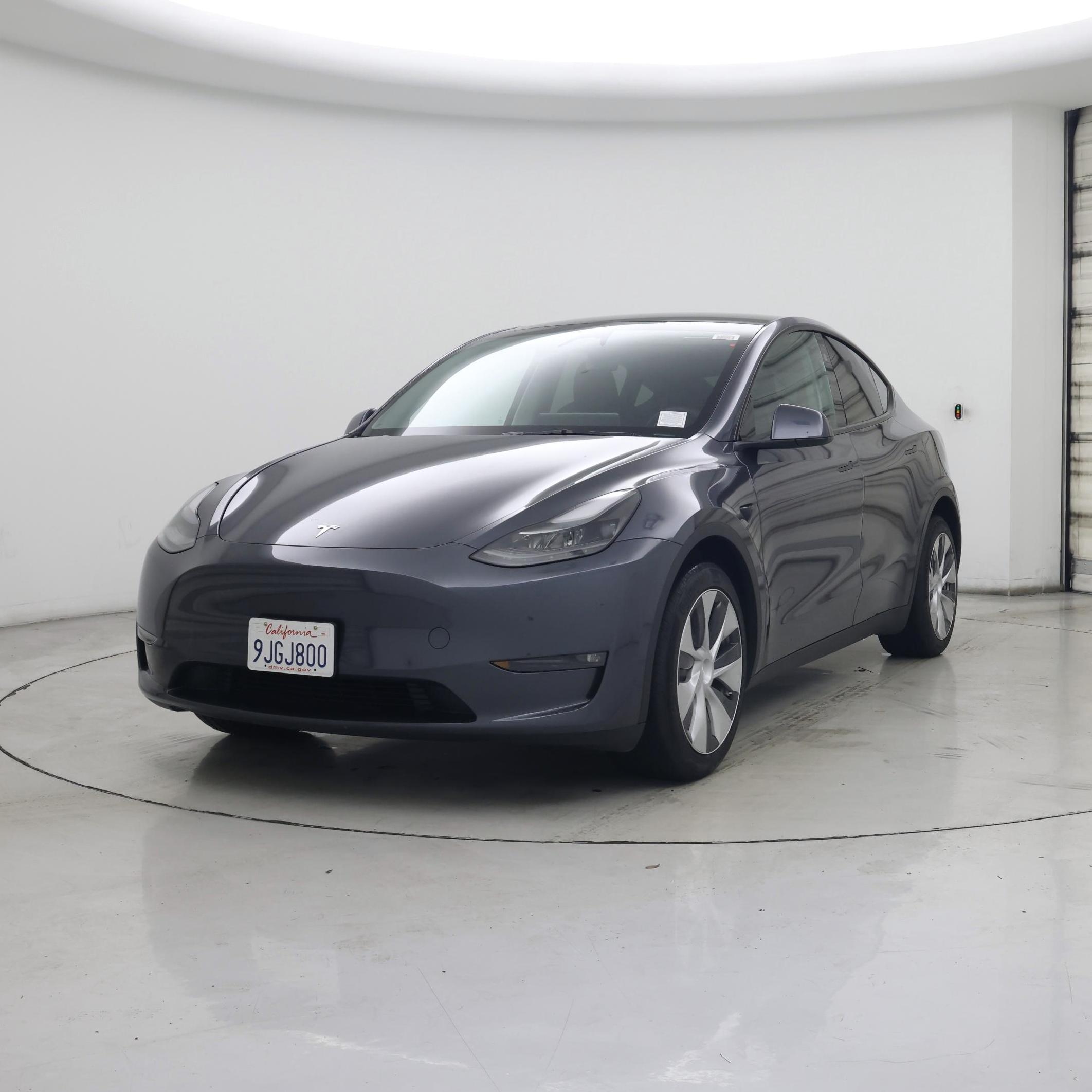 Thumbnail: 2023 Tesla Model Y - 4