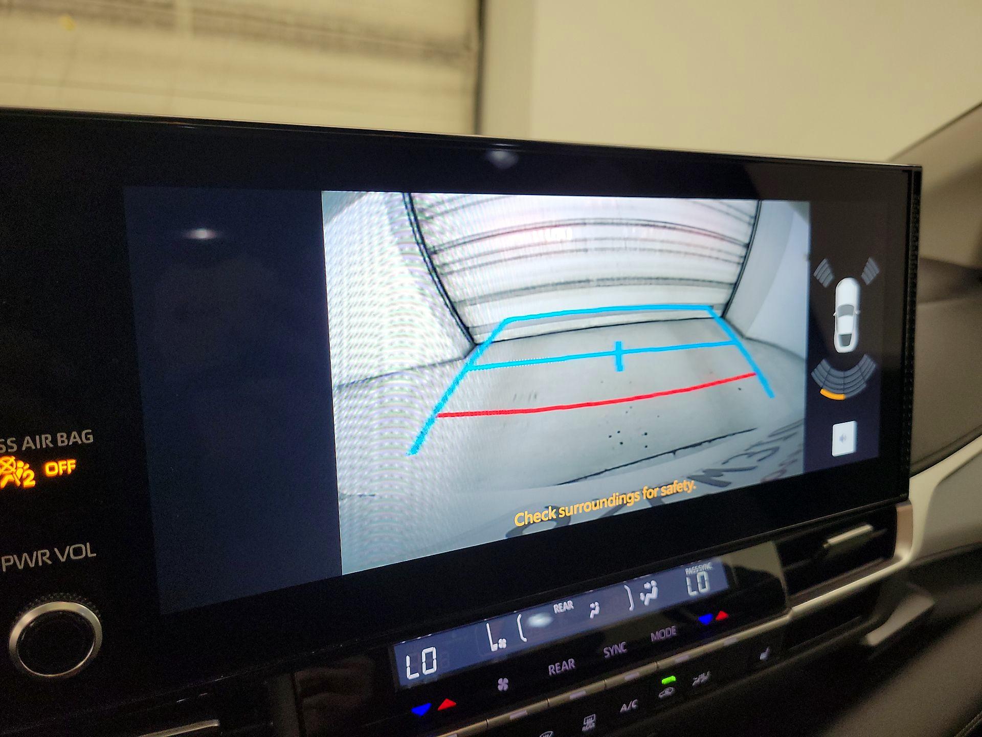 Thumbnail: 2025 Toyota Sienna - 12