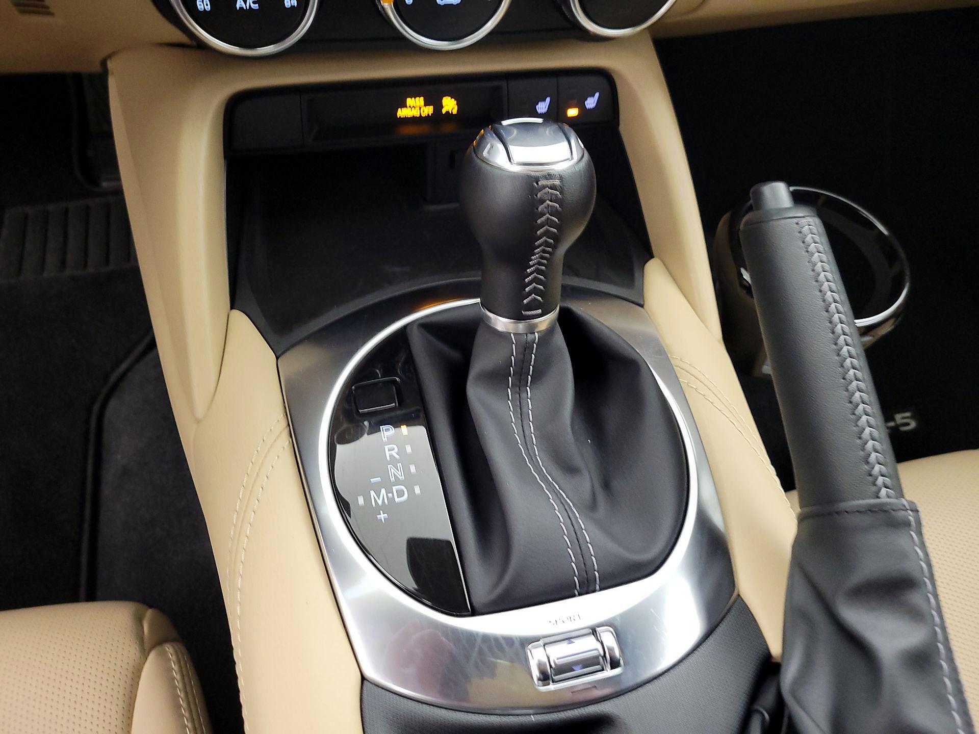 Thumbnail: 2024 Mazda MX-5 Miata - 17