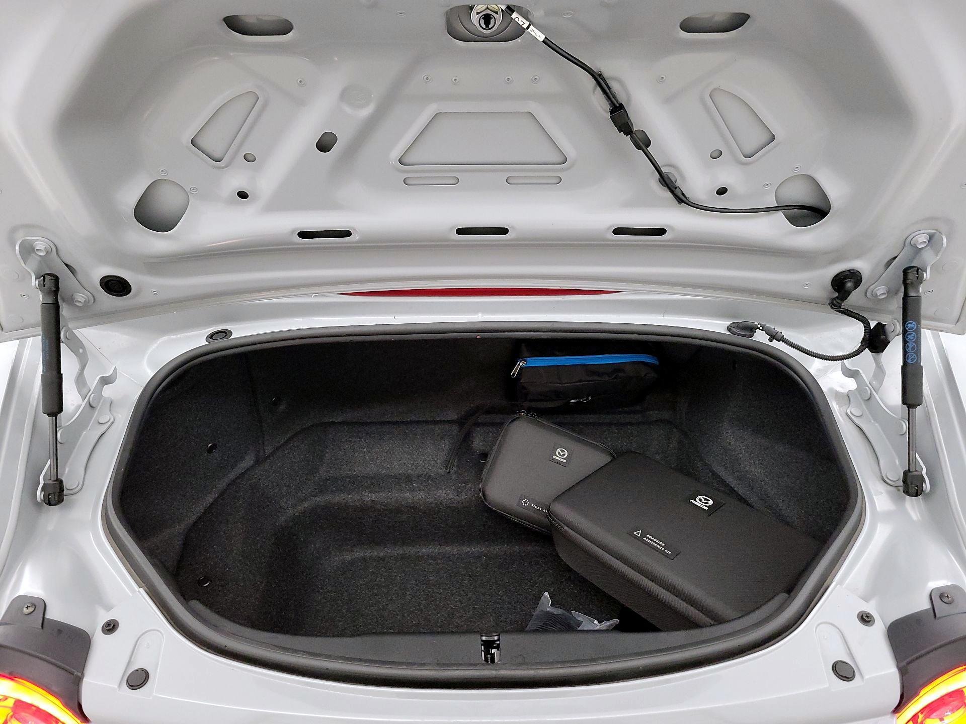 Thumbnail: 2024 Mazda MX-5 Miata - 18