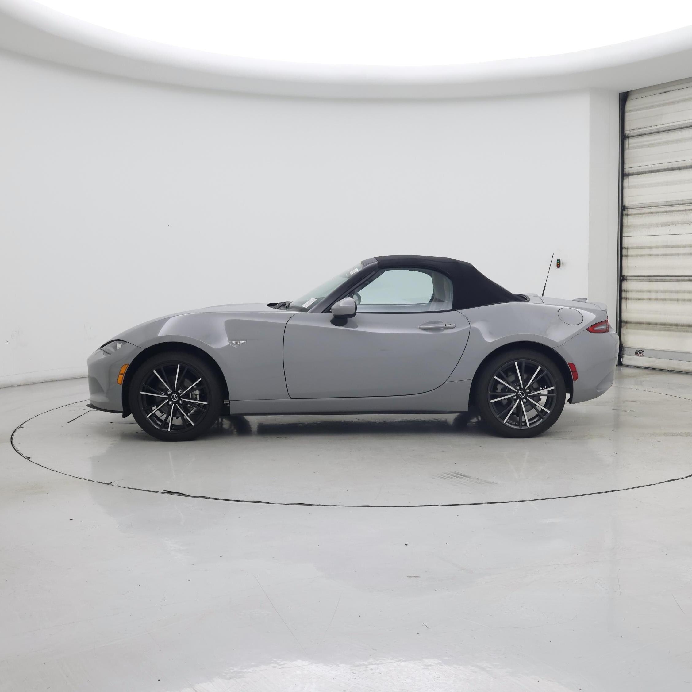 Thumbnail: 2024 Mazda MX-5 Miata - 3