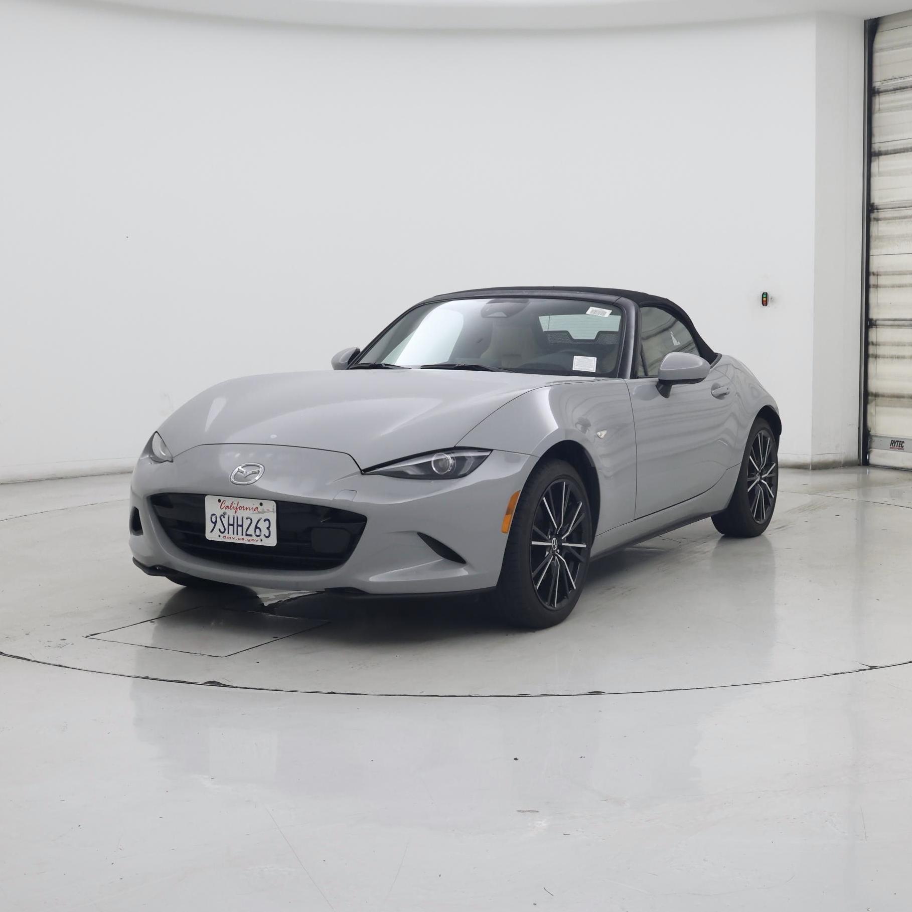 Thumbnail: 2024 Mazda MX-5 Miata - 4