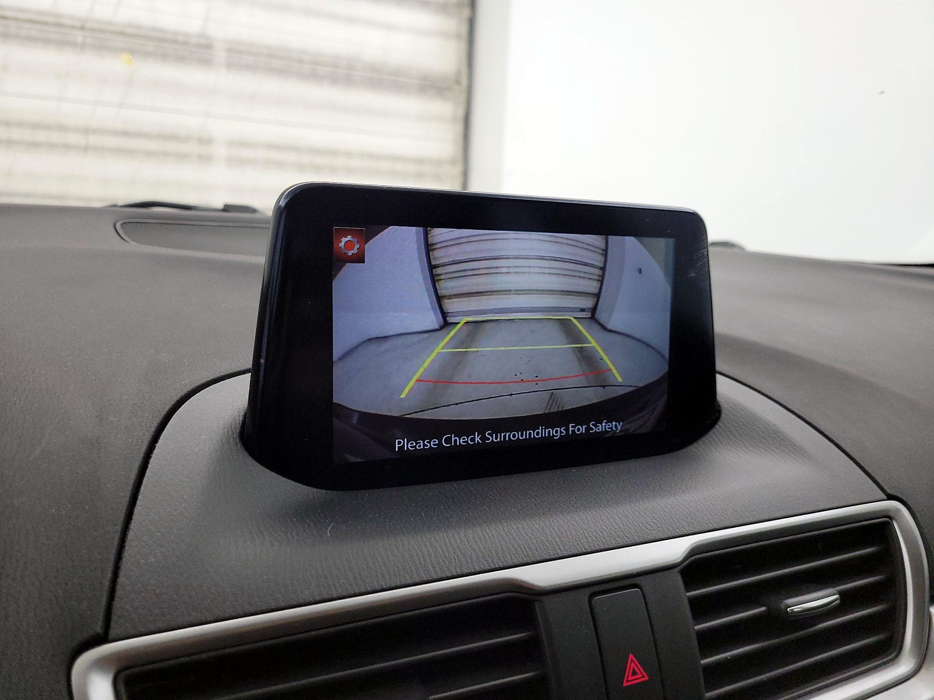 Thumbnail: 2017 Mazda Mazda3 - 14