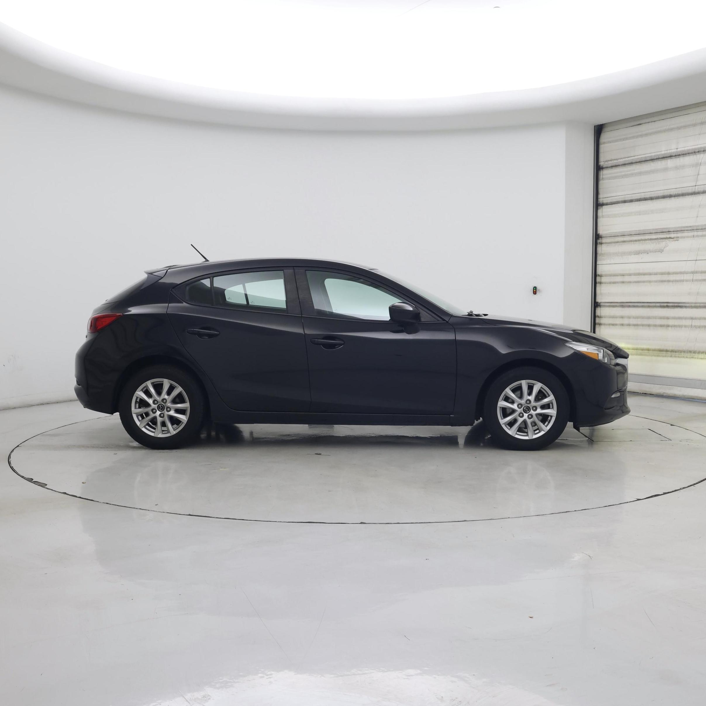 Thumbnail: 2017 Mazda Mazda3 - 7