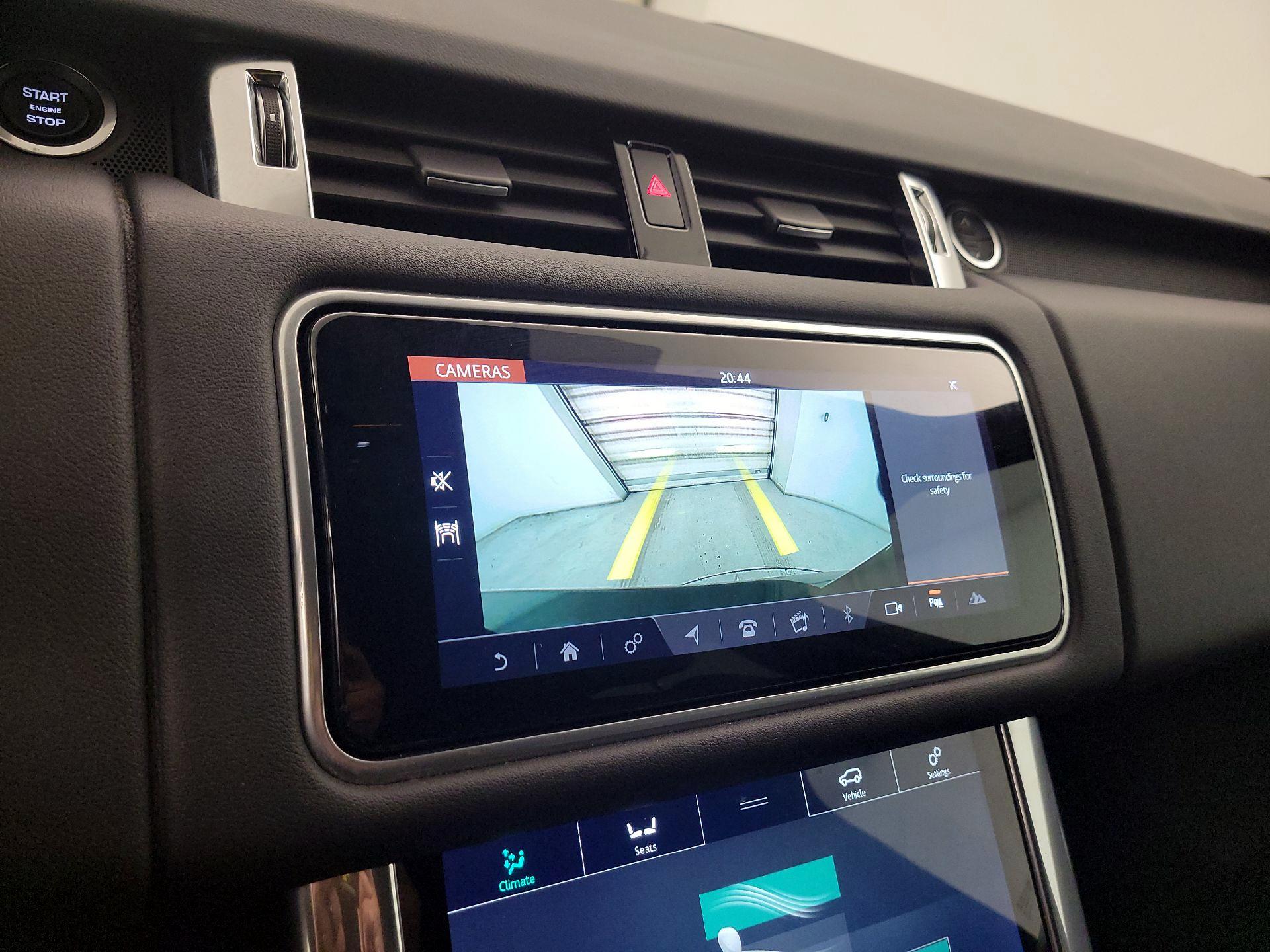 Thumbnail: 2020 Land Rover Range Rover Sport - 14