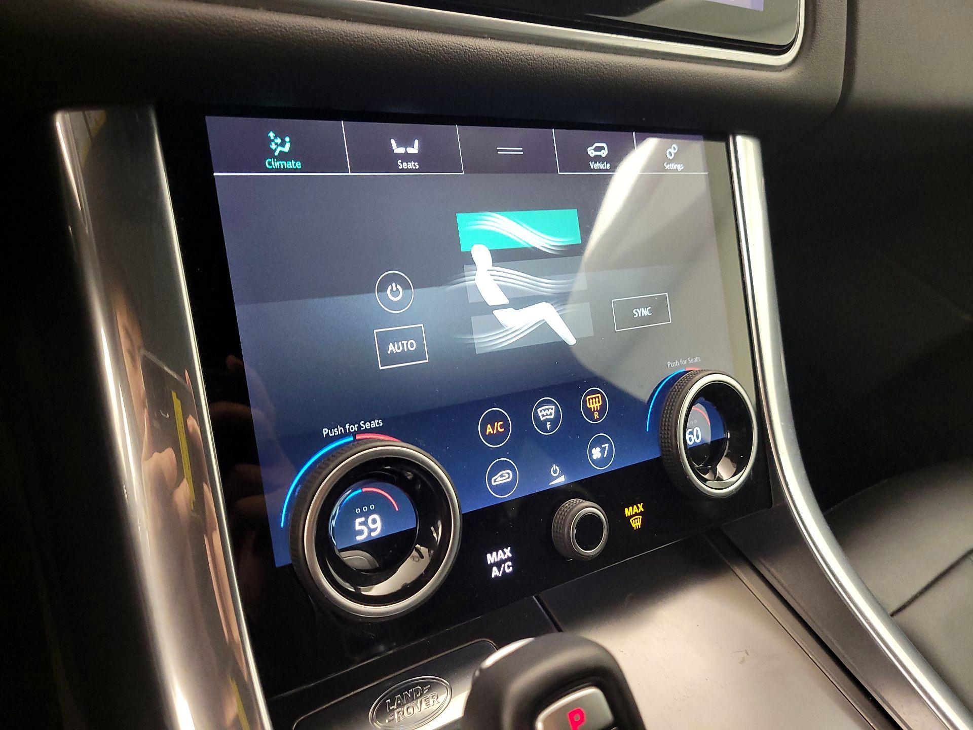 Thumbnail: 2020 Land Rover Range Rover Sport - 16